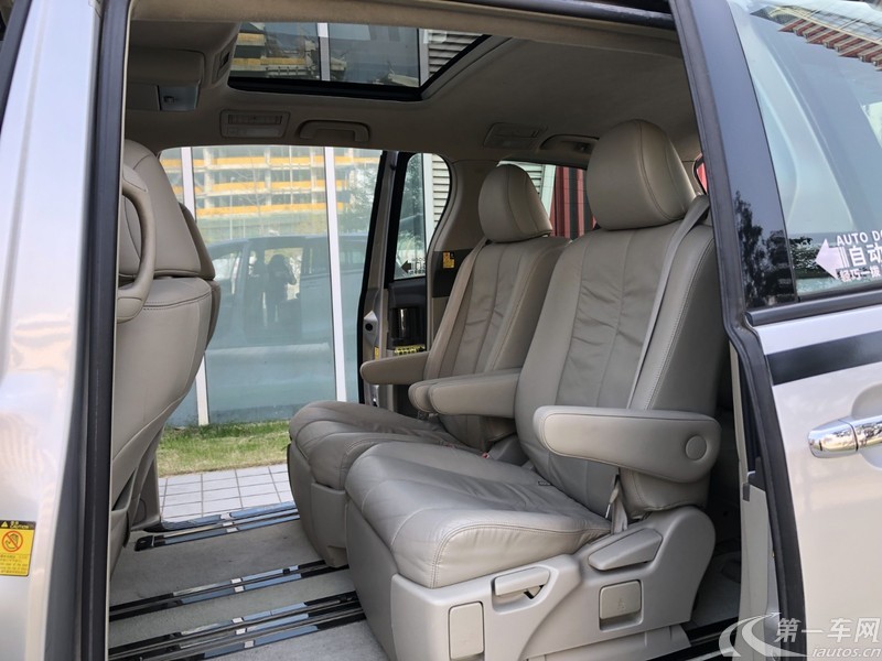 Toyota Previa 2011 car image #16