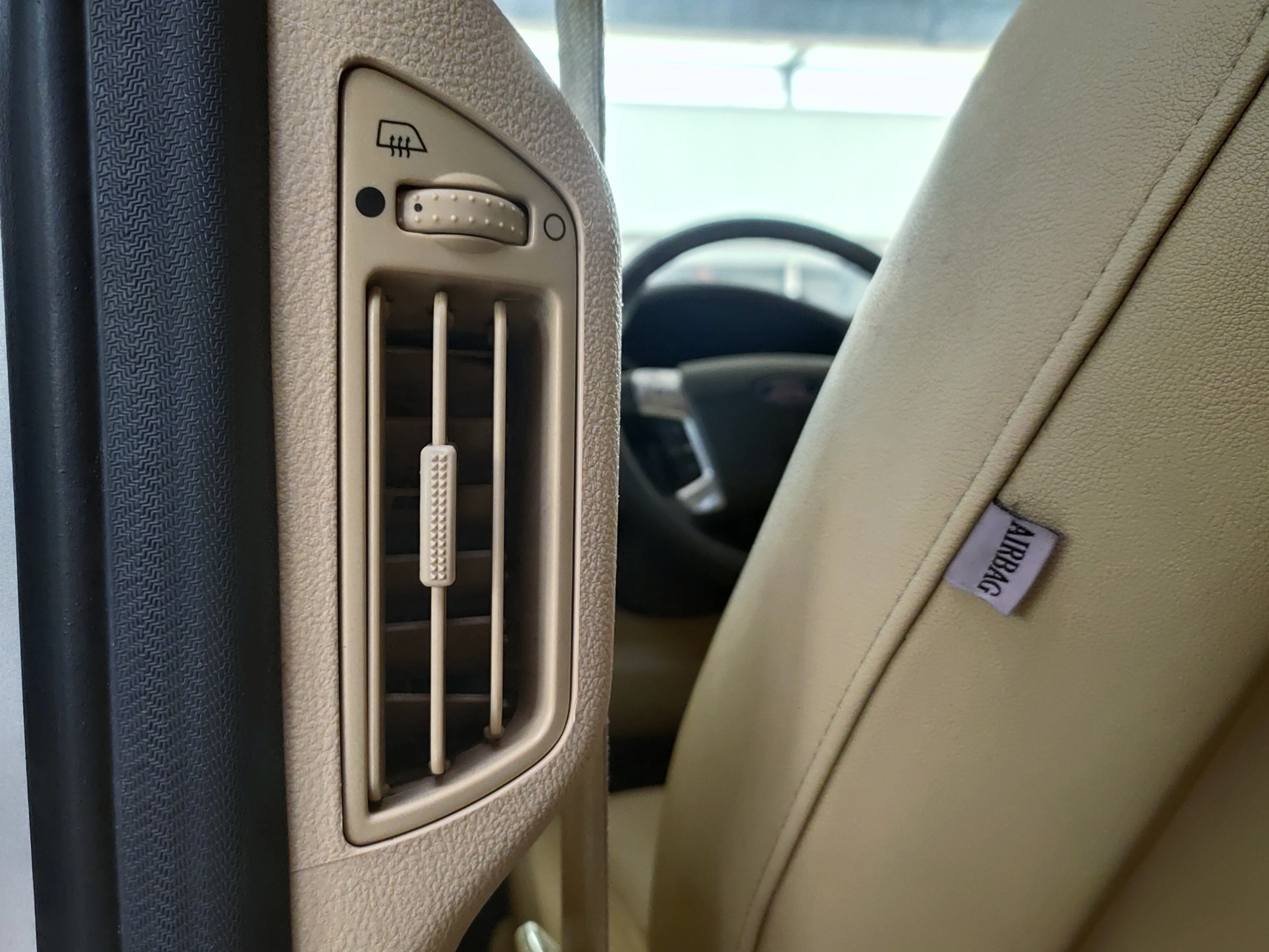 Ford S-MAX 2010 car image #16