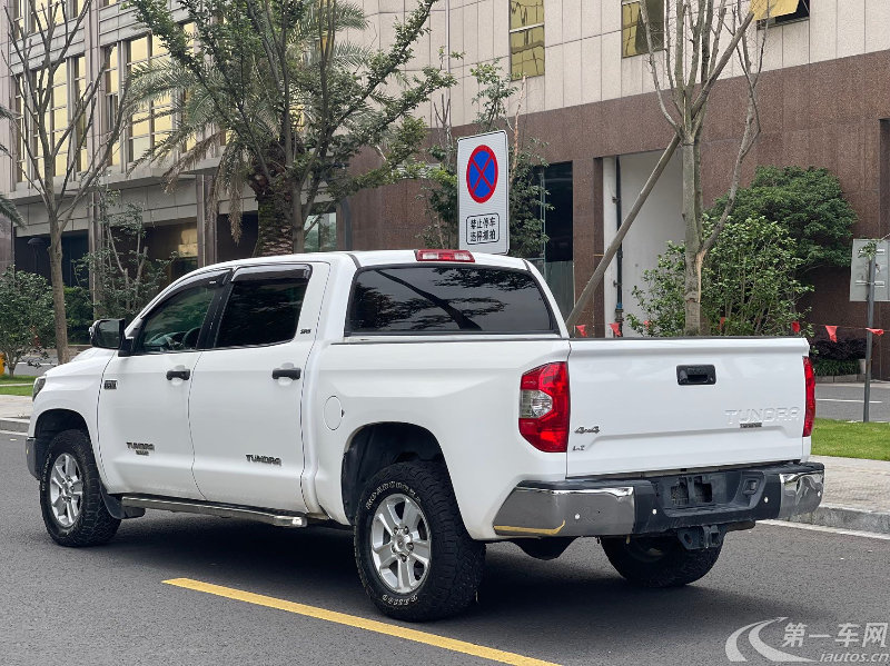 Toyota Tundra 2015 immagine di auto #16