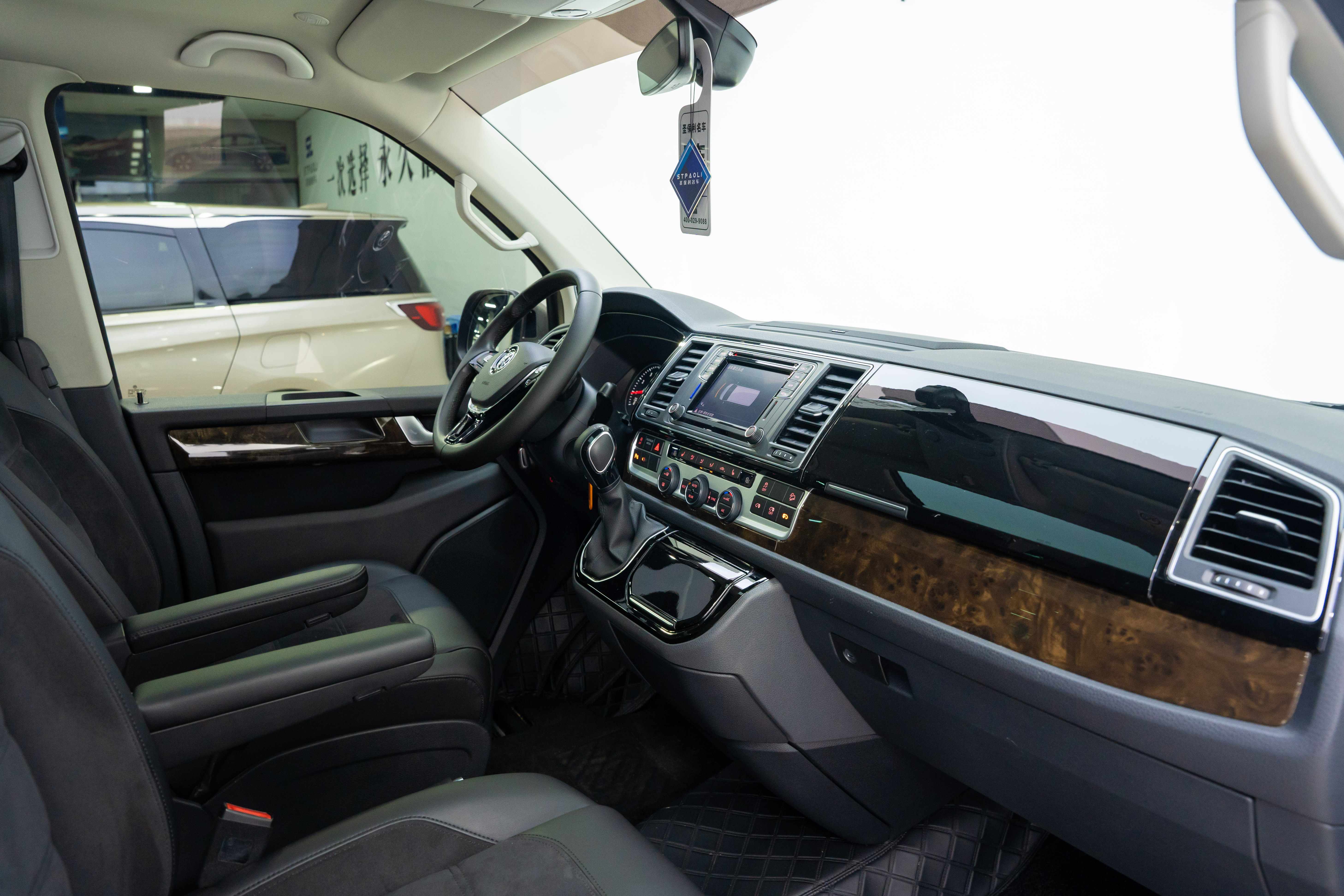 Volkswagen Multivan 2019 #16 Volkswagen Multivan 2019 imagem de carro #16