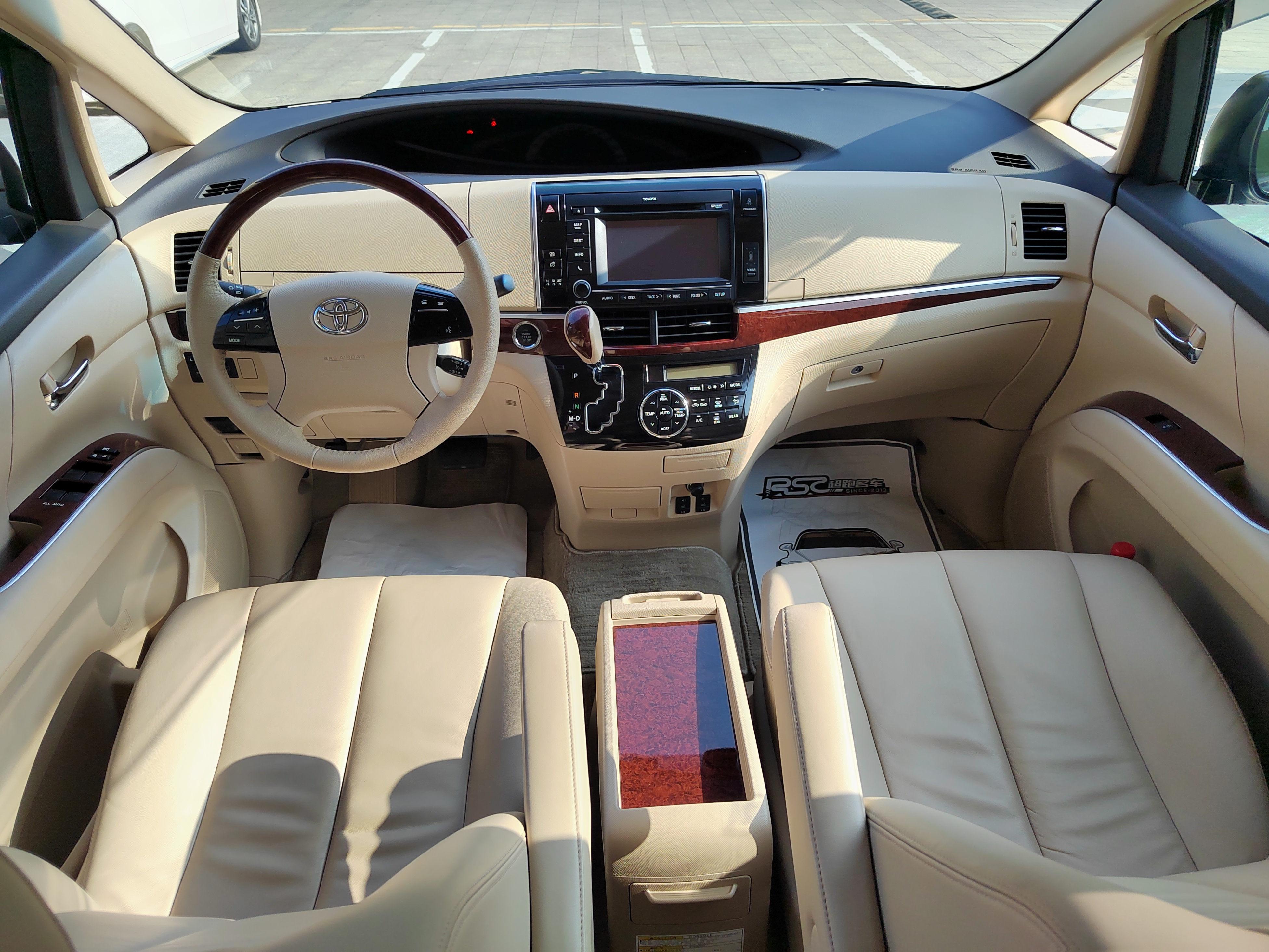 Toyota Previa 2018 car image #16