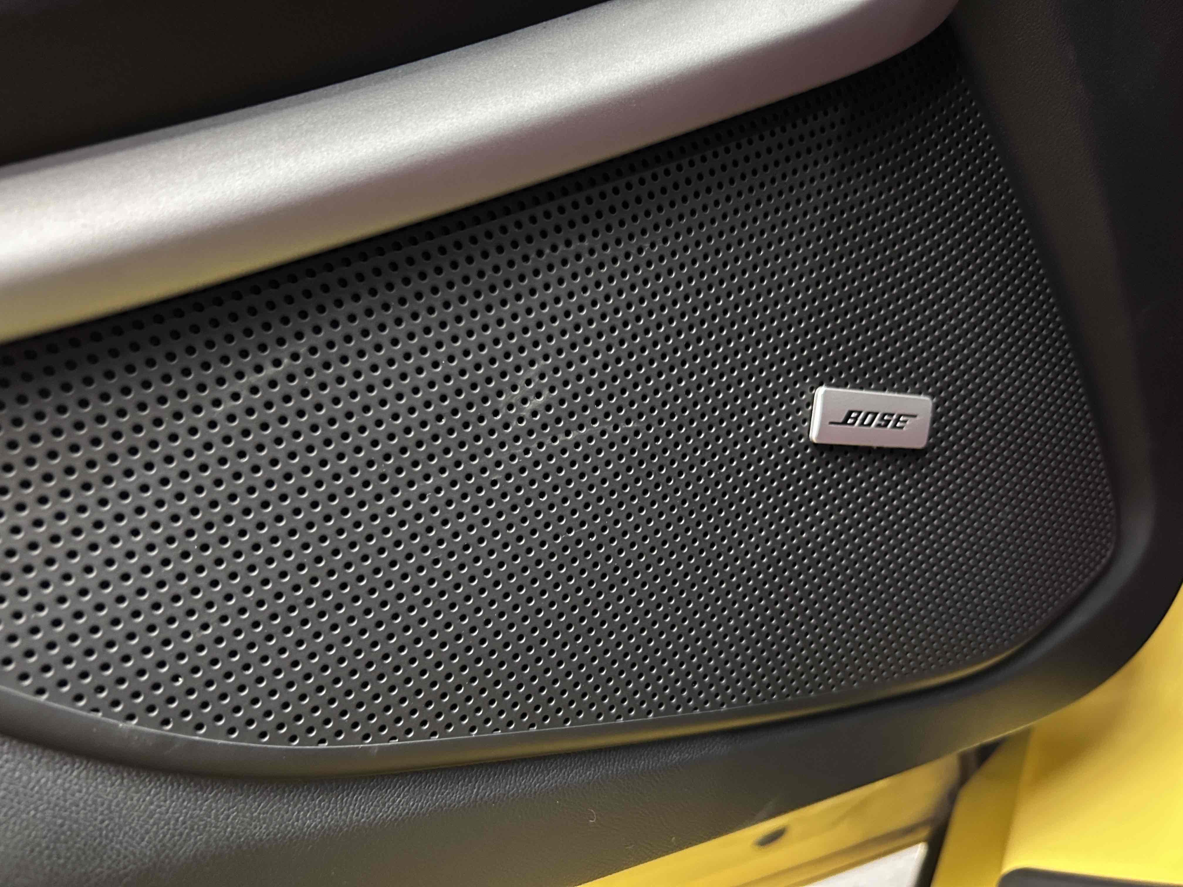 Chevrolet Camaro 2018 imagem de carro #16