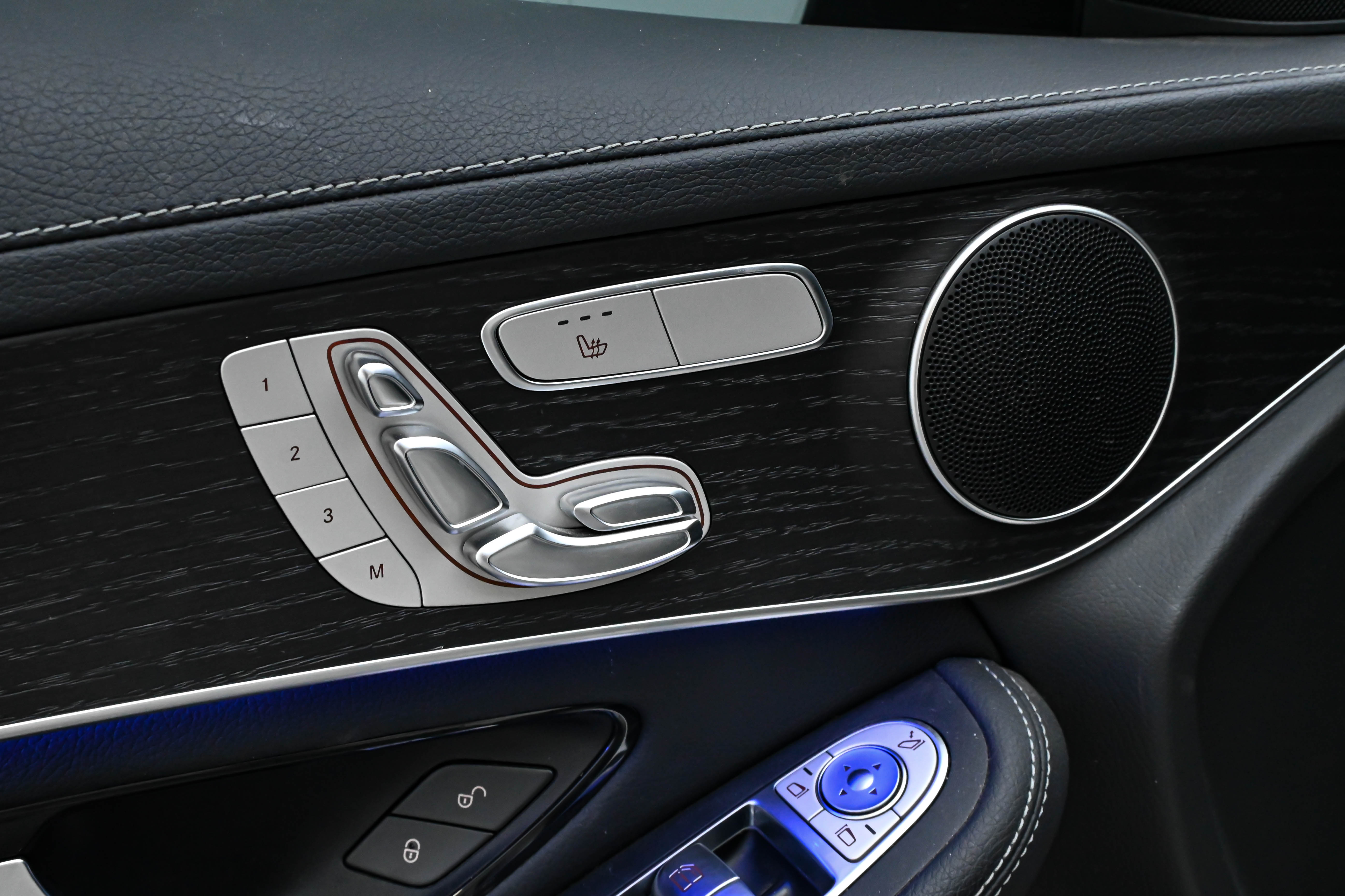 Mercedes-Benz GLC Coupe 2021 immagine di auto #16