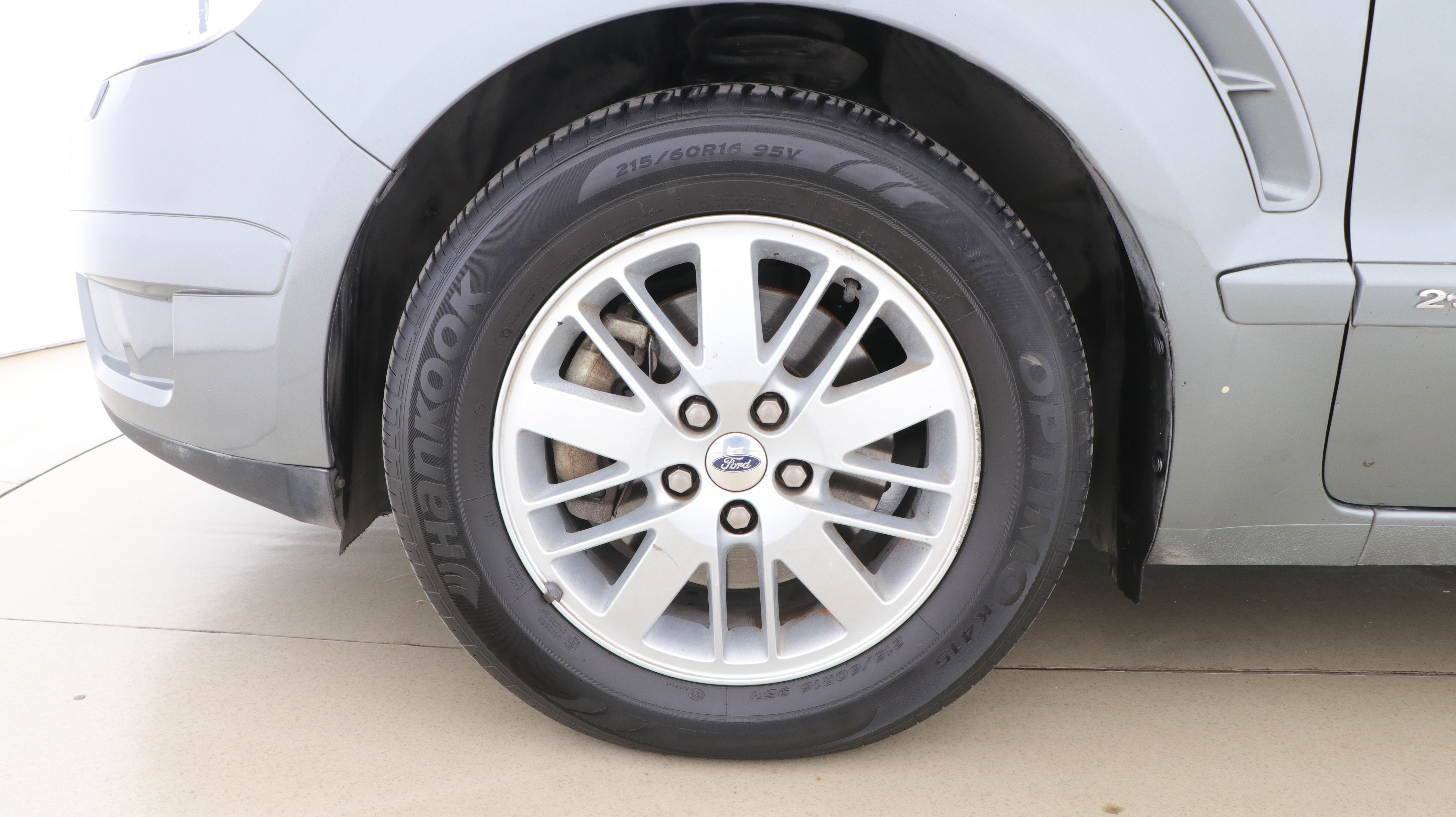 Ford S-MAX 2013 car image #16