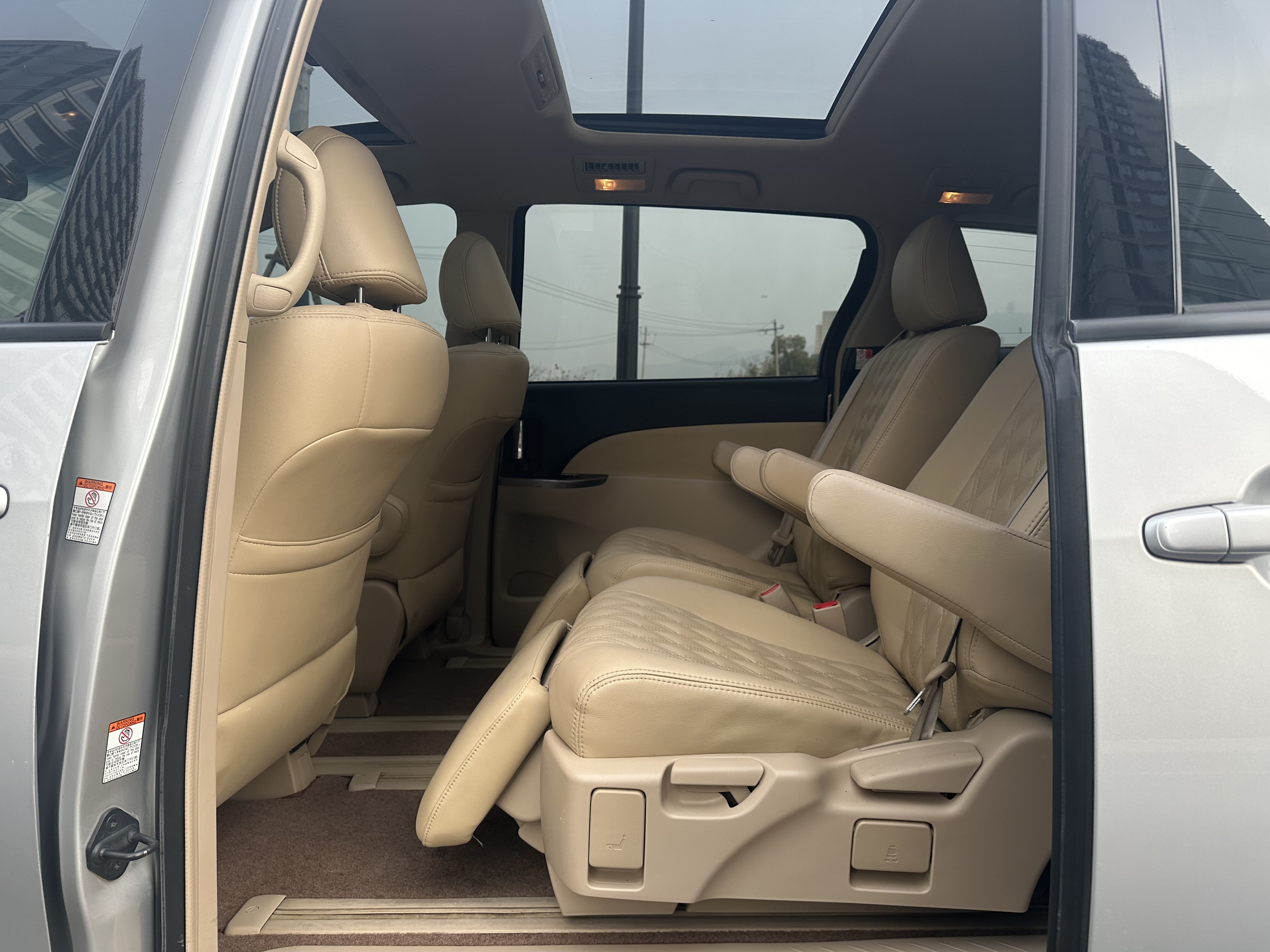 Toyota Previa 2016 car image #16