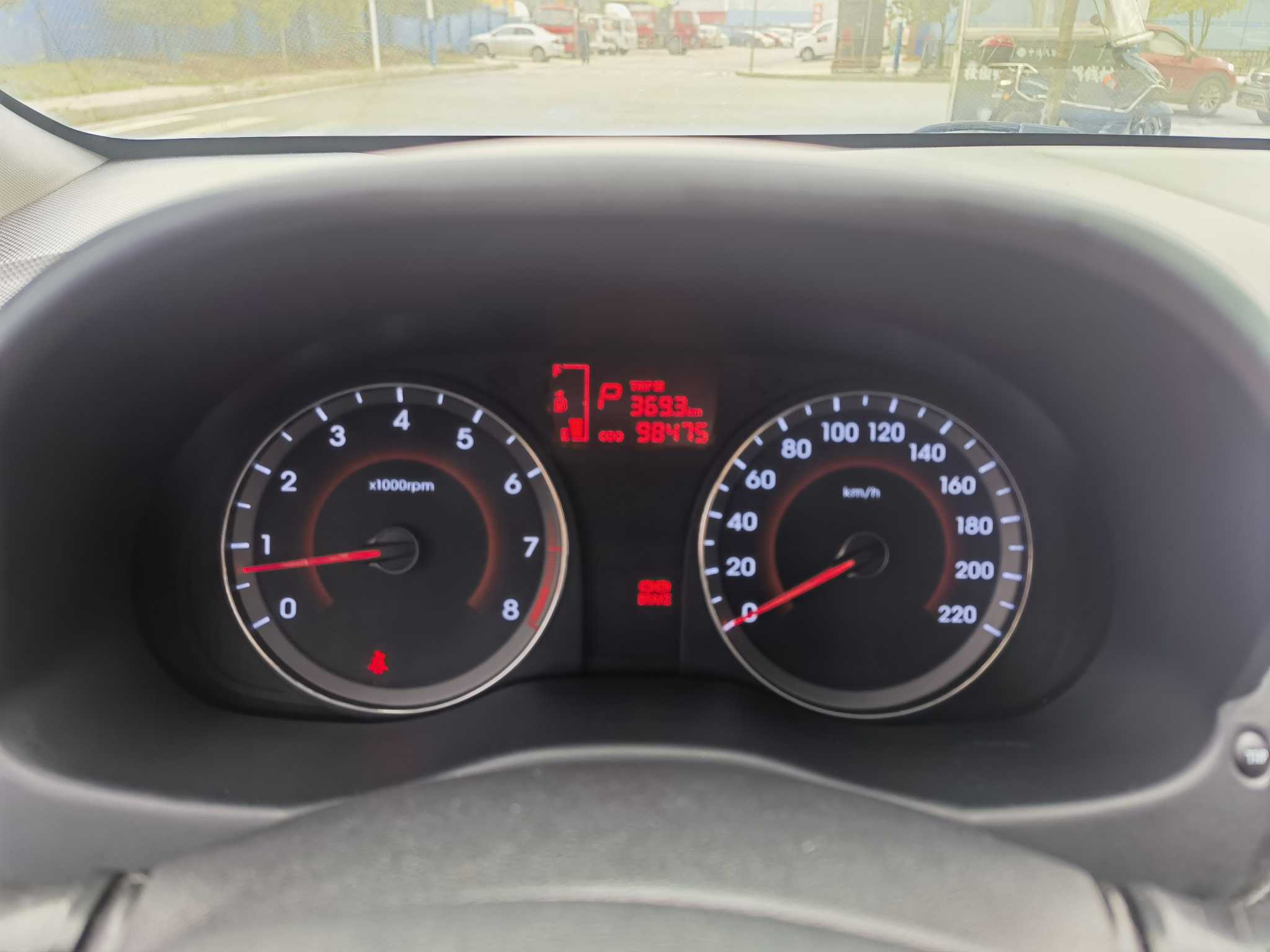 Hyundai Reina Hatchback 2016 imagem de carro #16