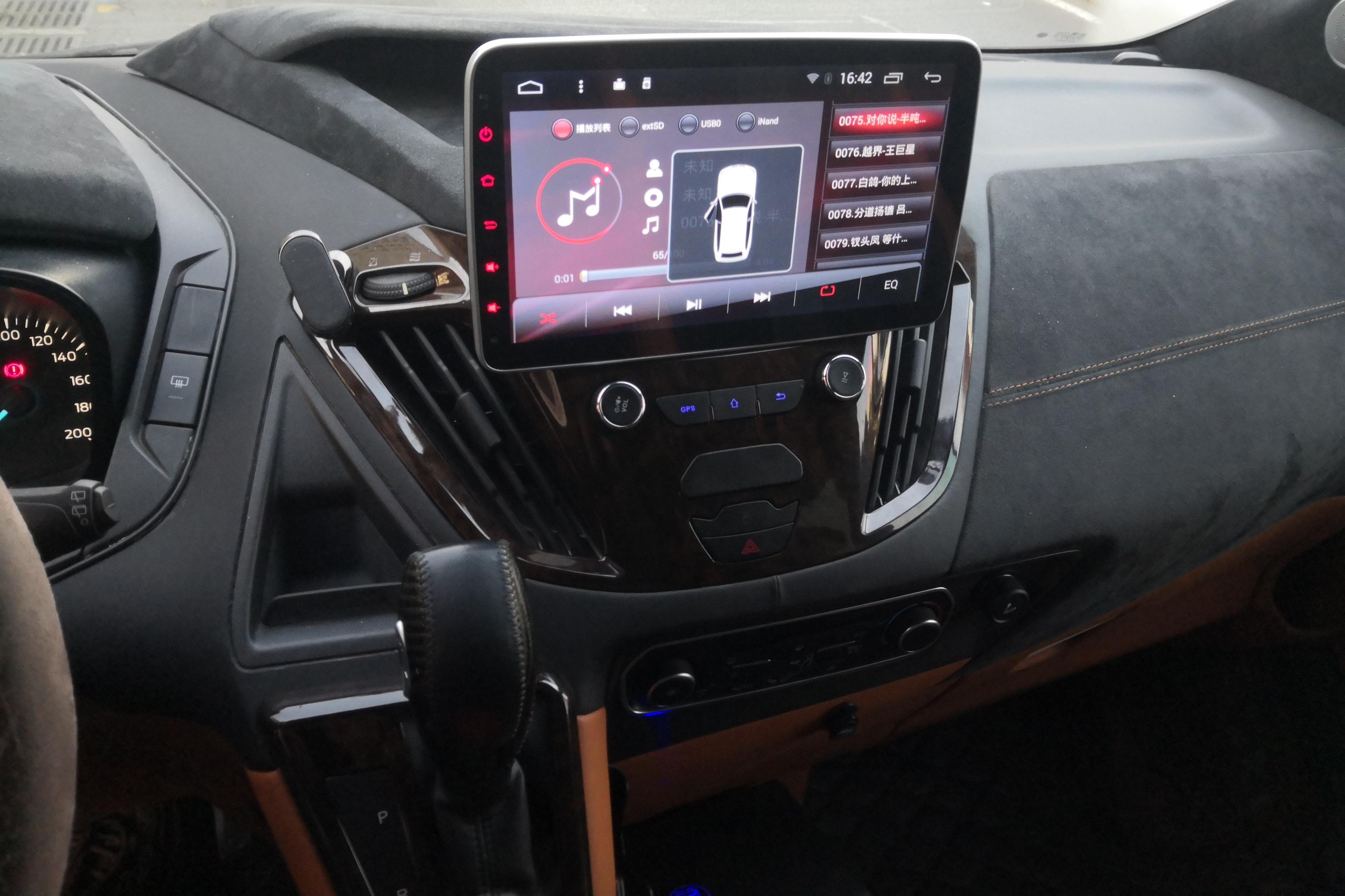 Ford Tourneo 2017 #16 Ford Tourneo 2017 car image #16