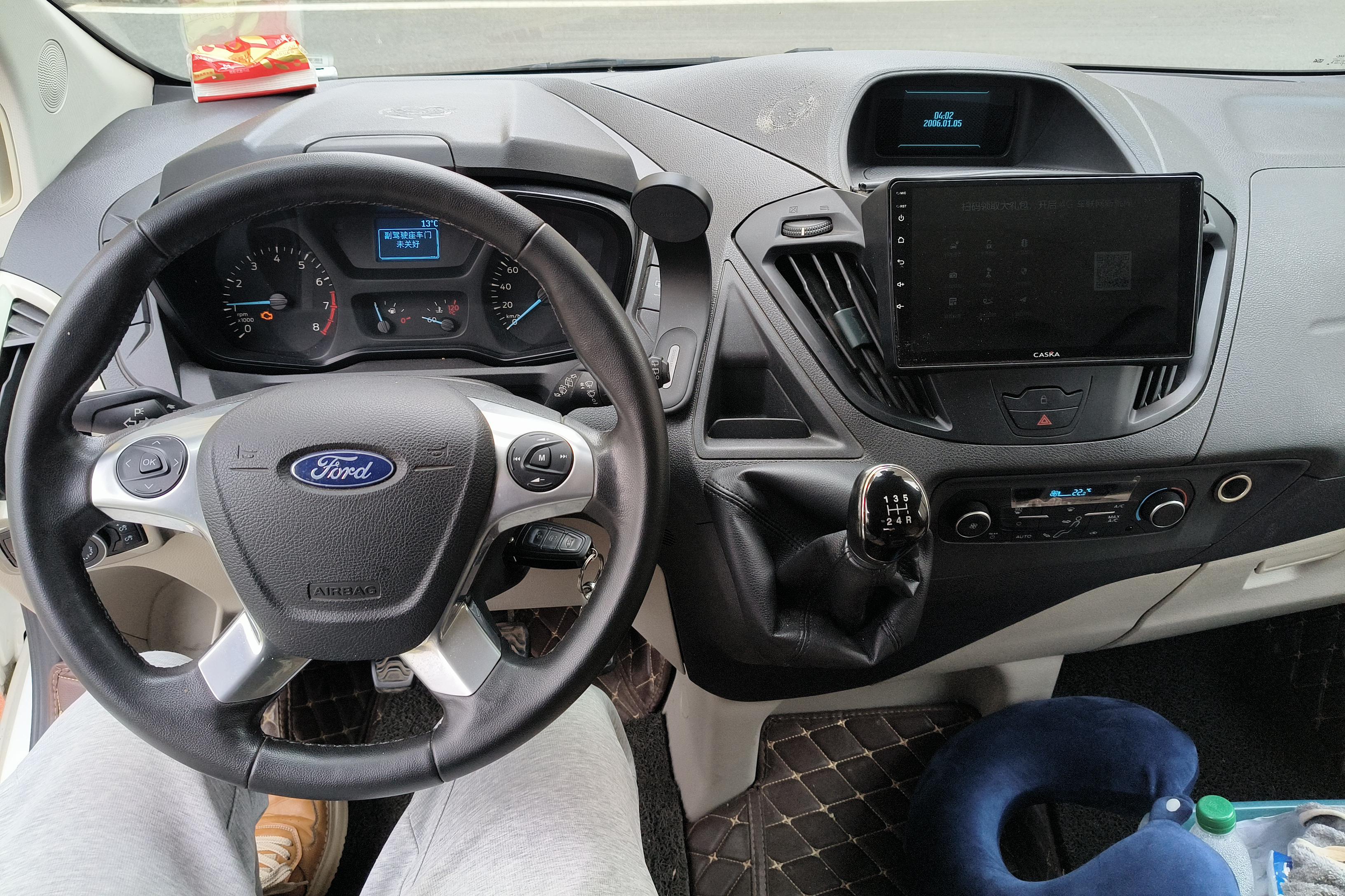 Ford Tourneo 2018 immagine di auto #16