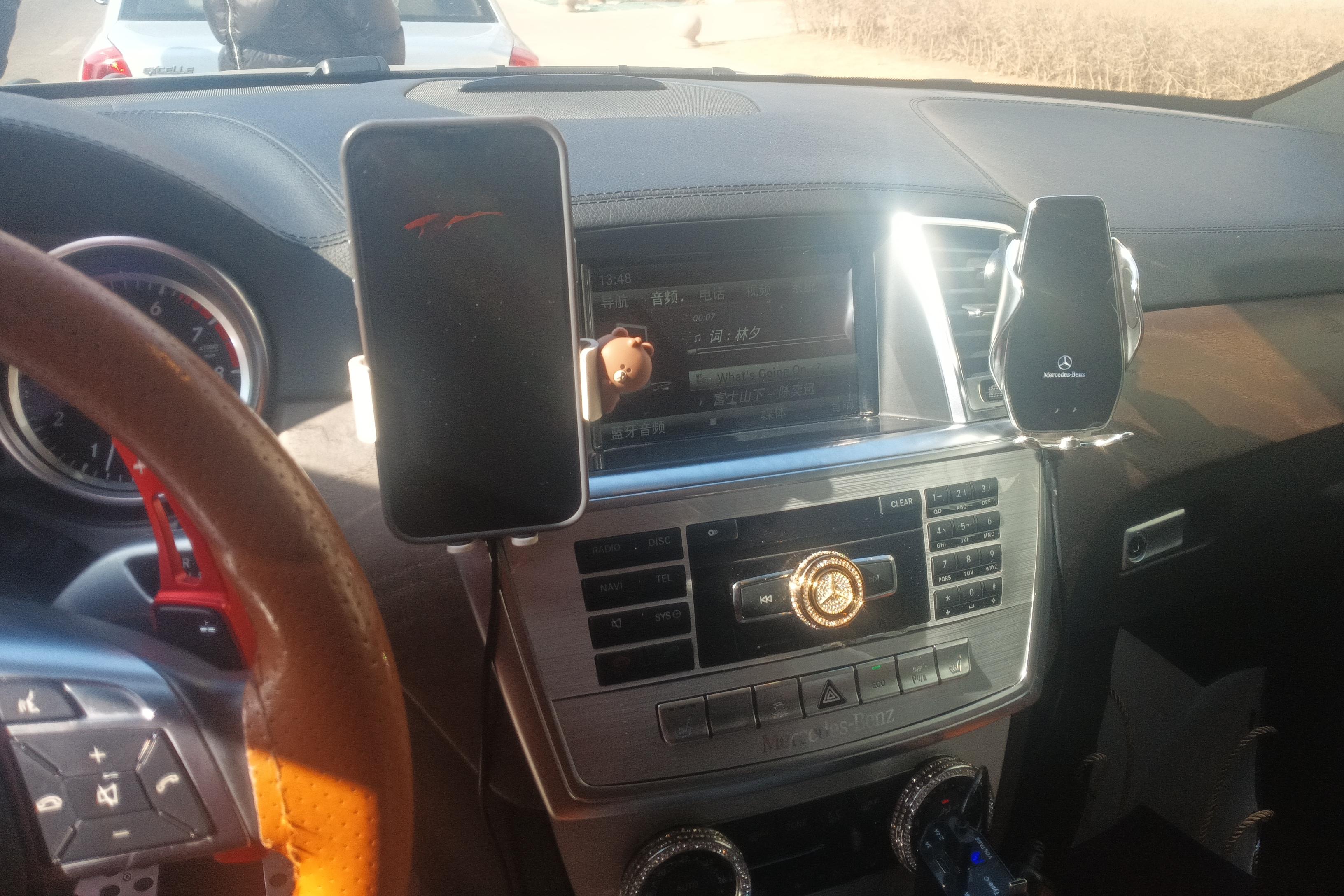 Mercedes-Benz GL Class 2017 #16 Mercedes-Benz GL Class 2017 car image #16