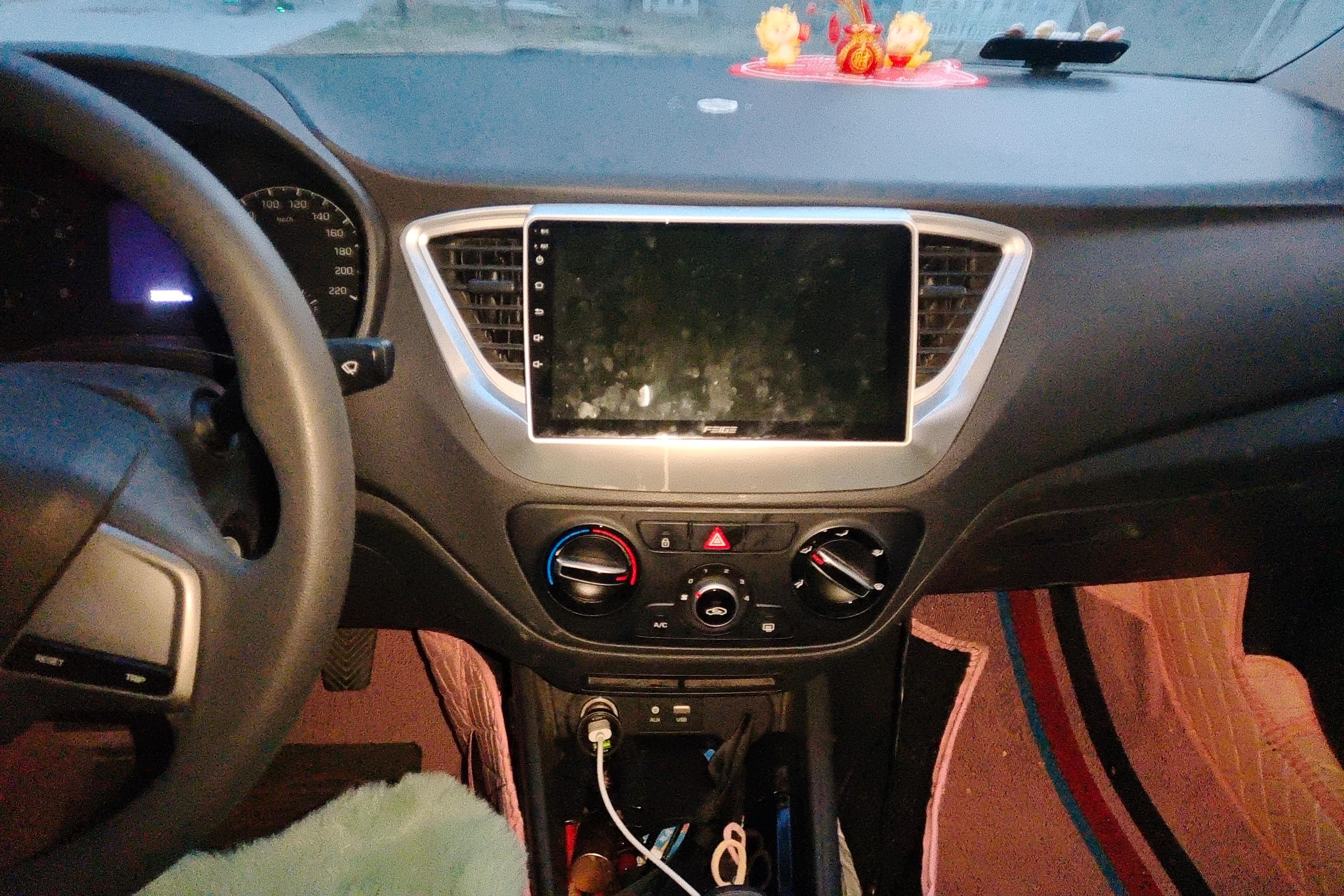 Hyundai Verna 2019 #16 Hyundai Verna 2019 car image #16