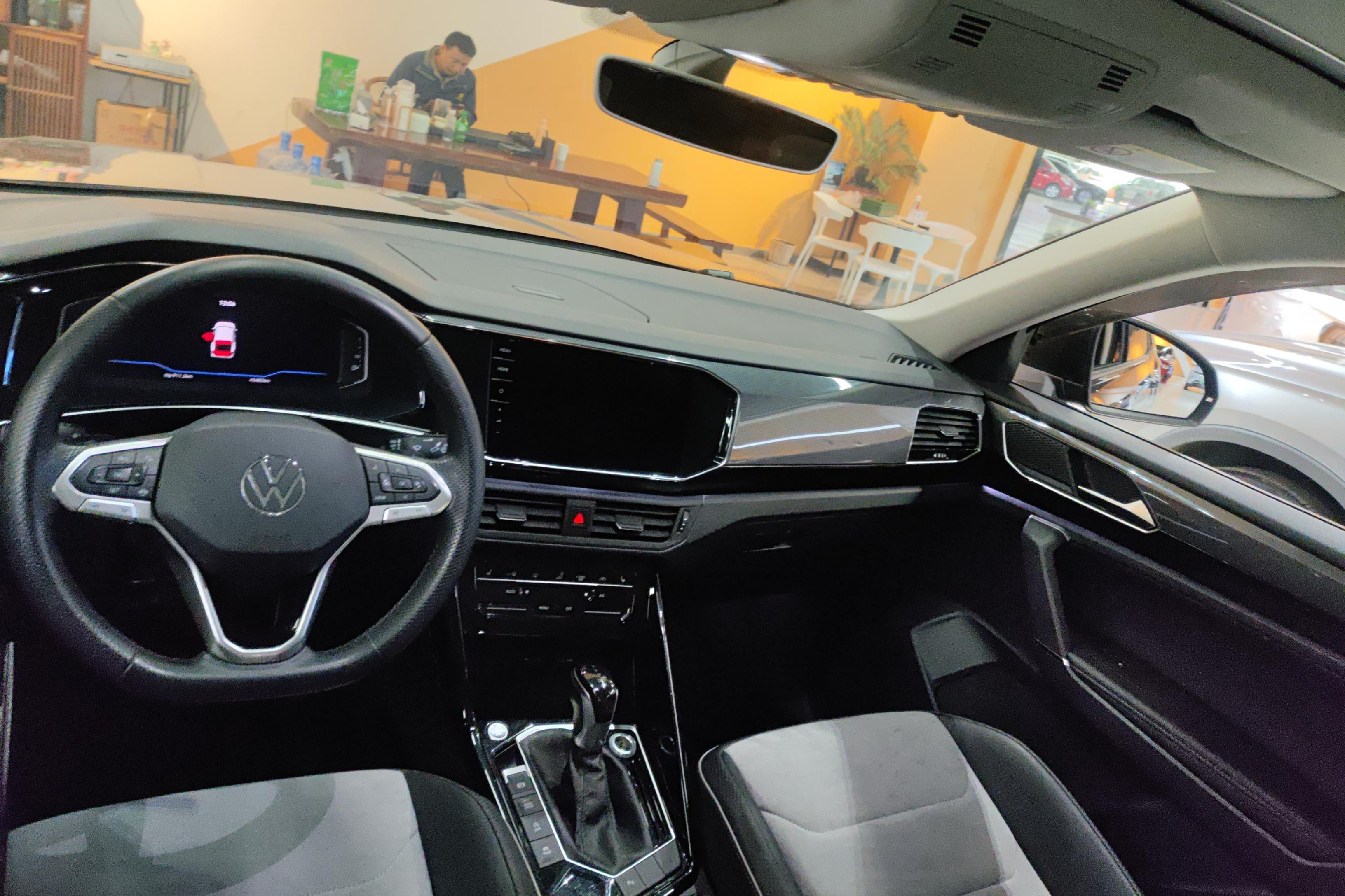 Volkswagen Tayron X 2021 car image #16