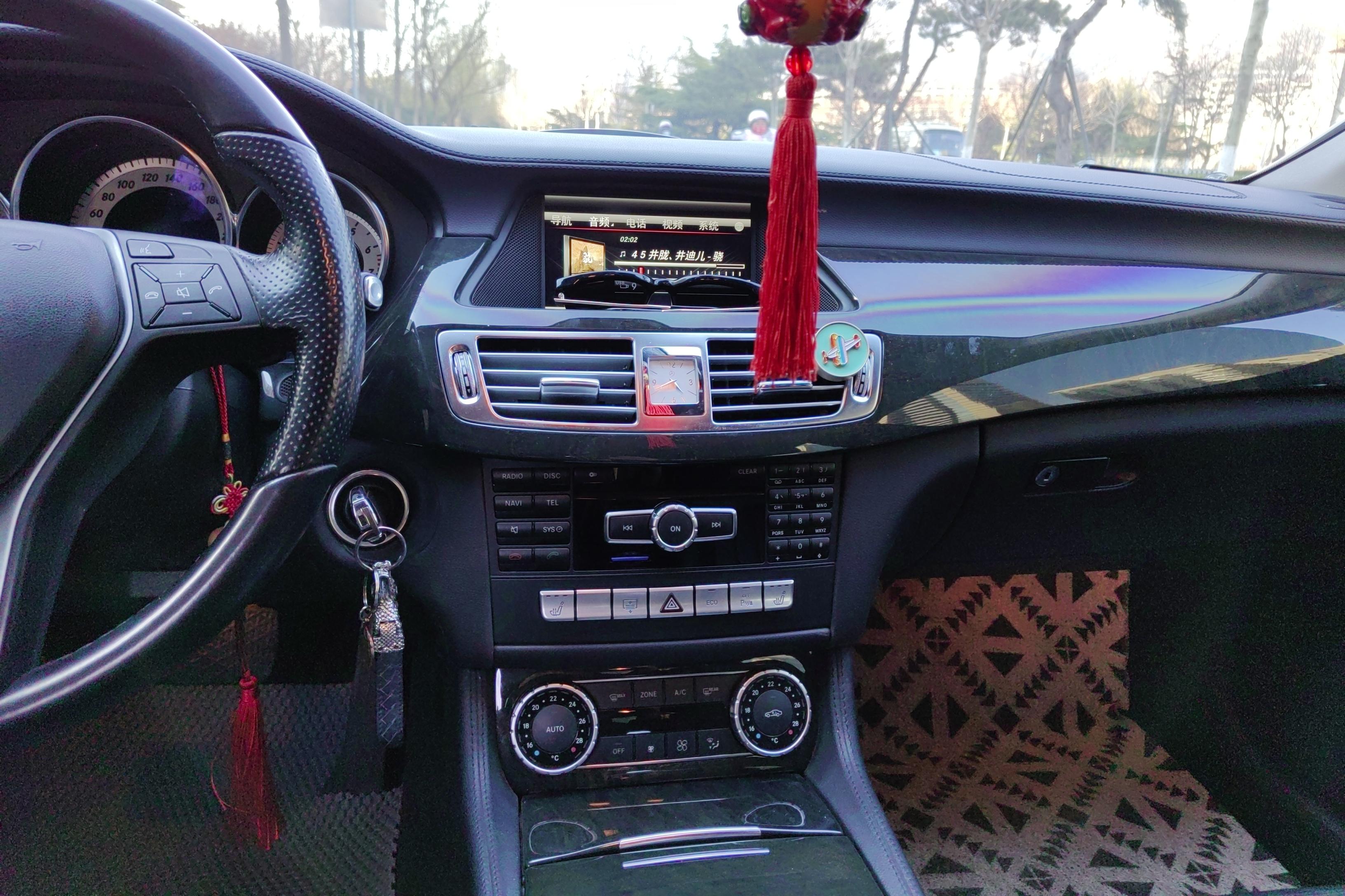 Mercedes-Benz CLS AMG 2015 car image #16