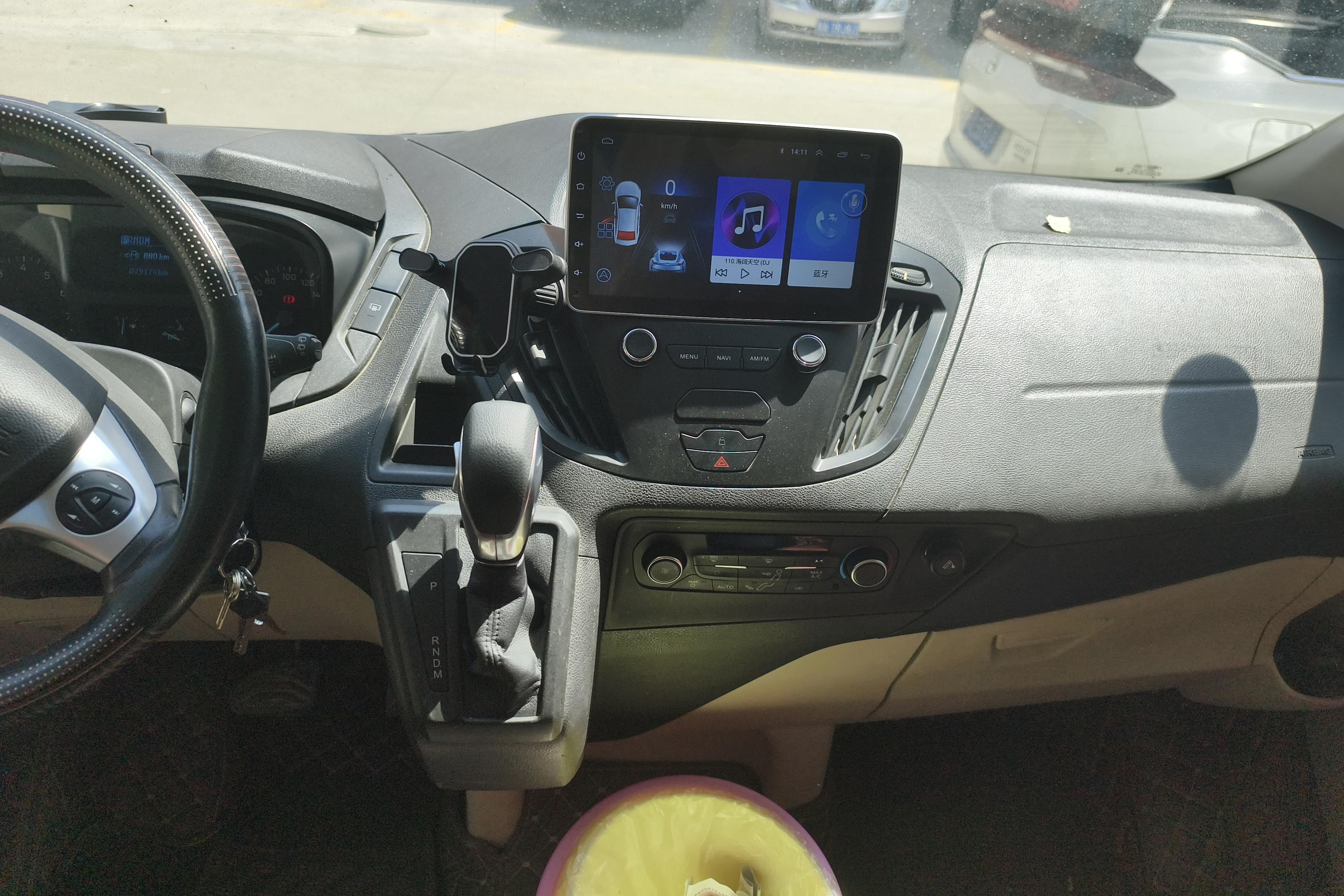 Ford Tourneo 2017 car image #16