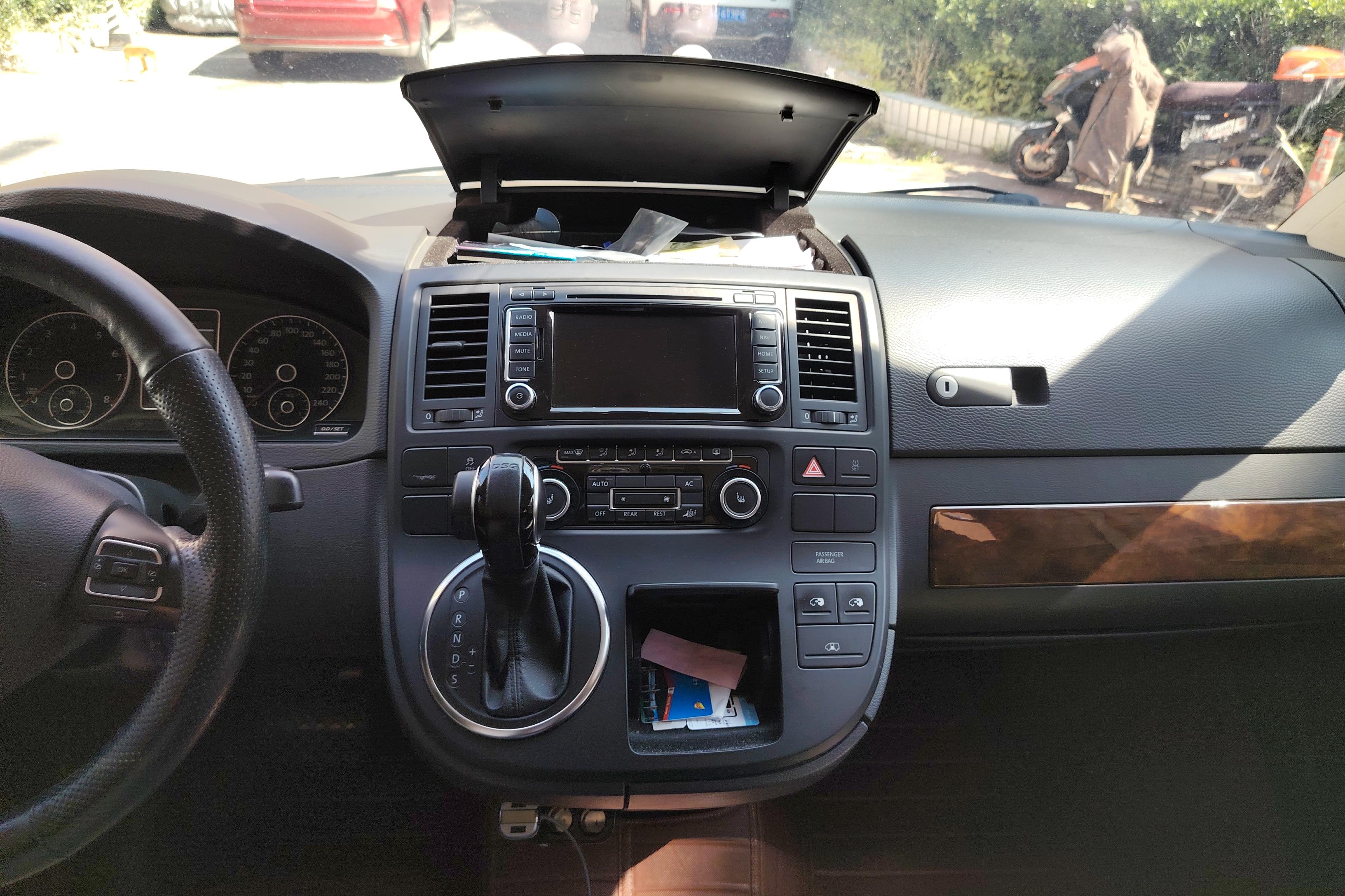 Volkswagen Multivan 2012 #16 Volkswagen Multivan 2012 imagem de carro #16