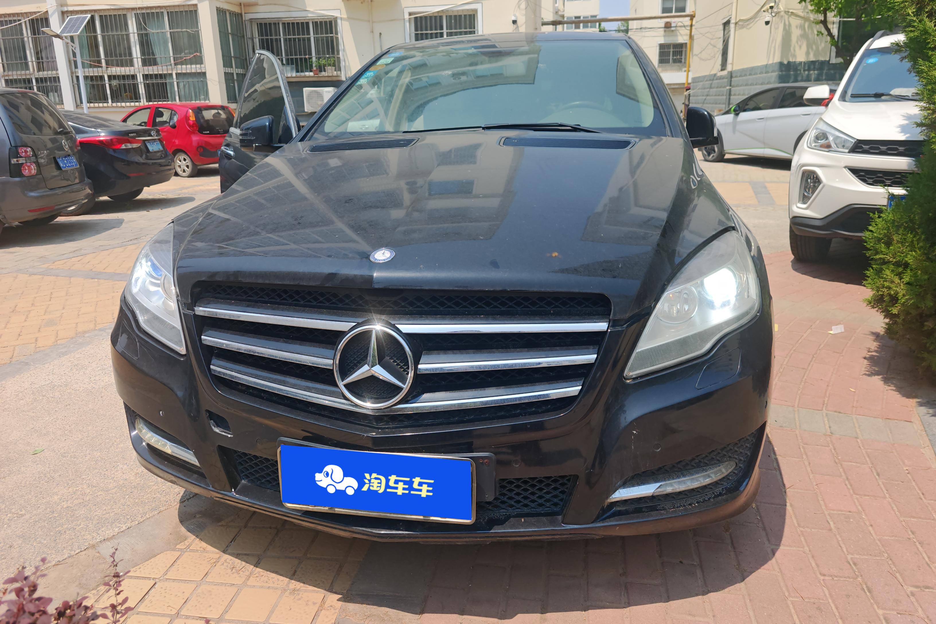 Mercedes-Benz R Class 2012 #16 Mercedes-Benz R Class 2012 car image #16