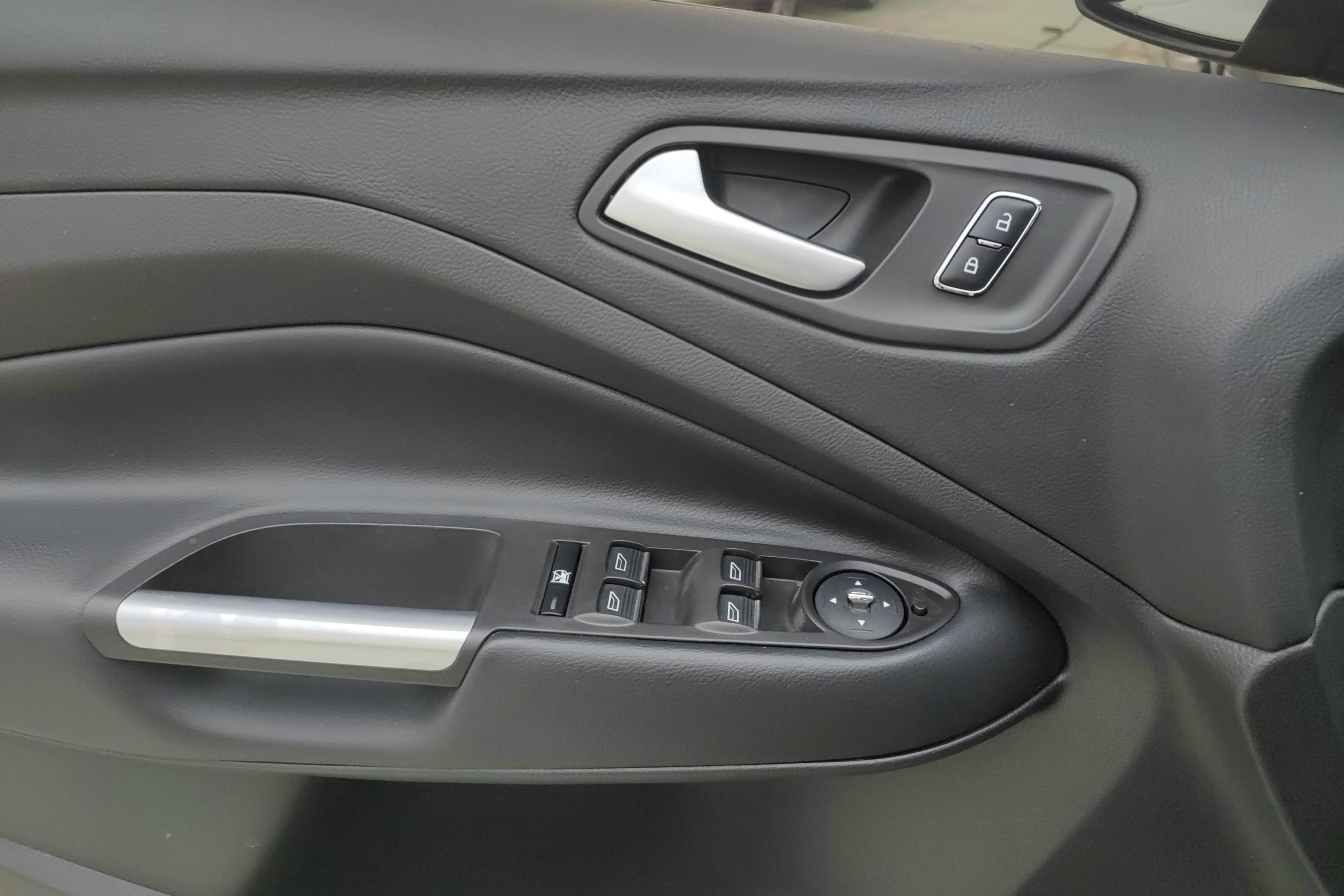 Ford Kuga 2015 imagem de carro #16