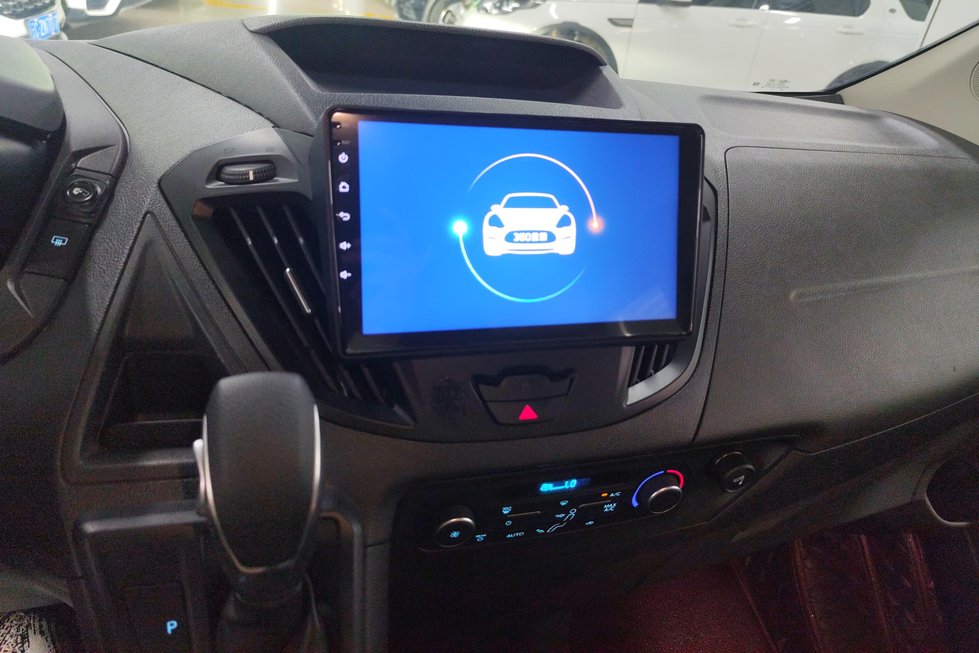 Ford Tourneo 2020 #16 Ford Tourneo 2020 immagine di auto #16