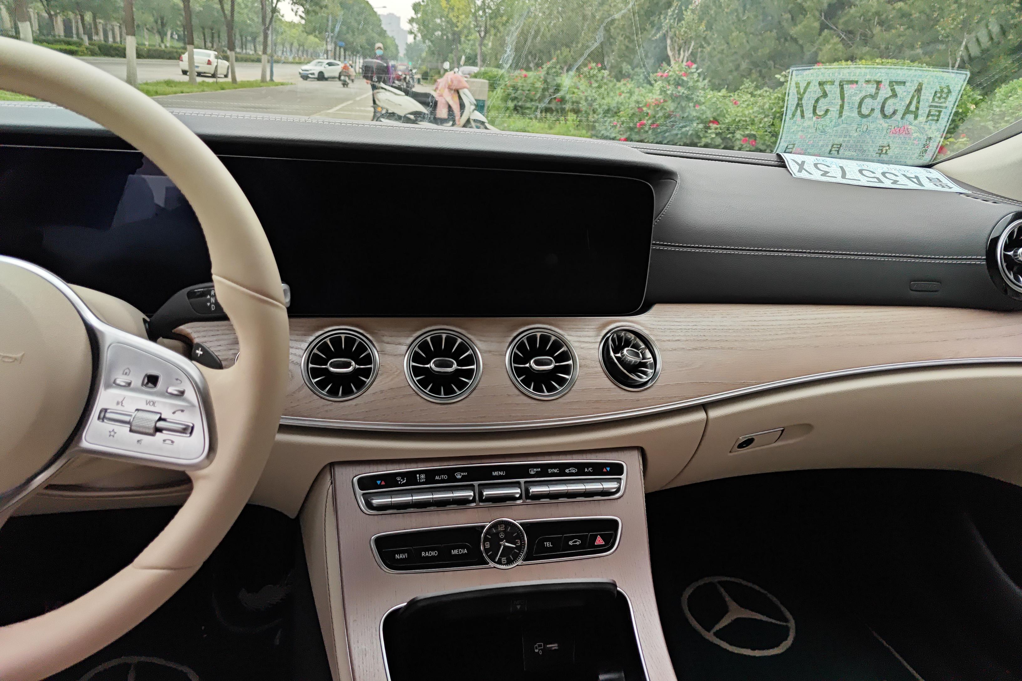 Mercedes-Benz CLS AMG 2018 car image #16