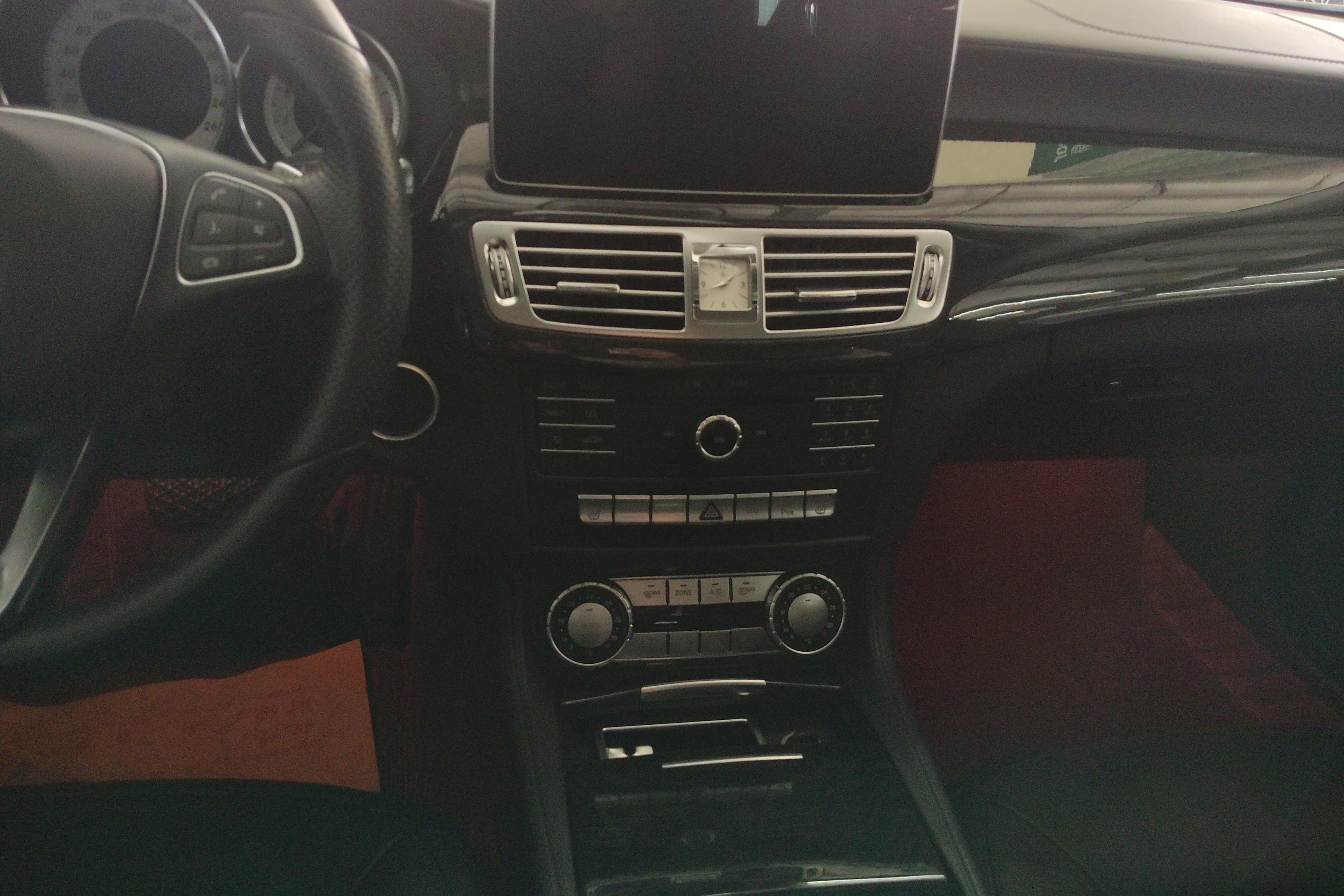 Mercedes-Benz CLS AMG 2015 car image #16