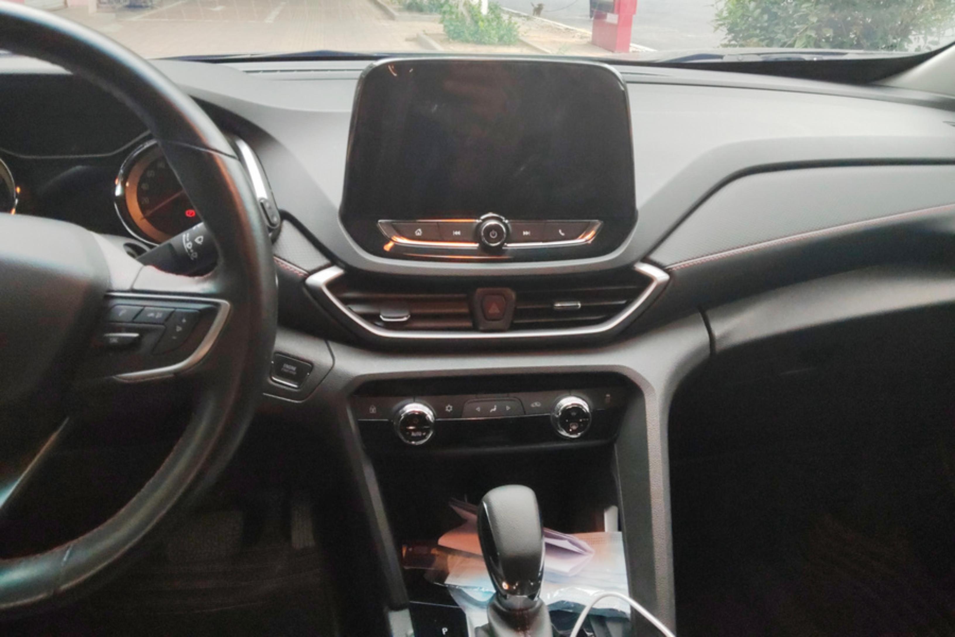 Chevrolet Orlando 2019 car image #16