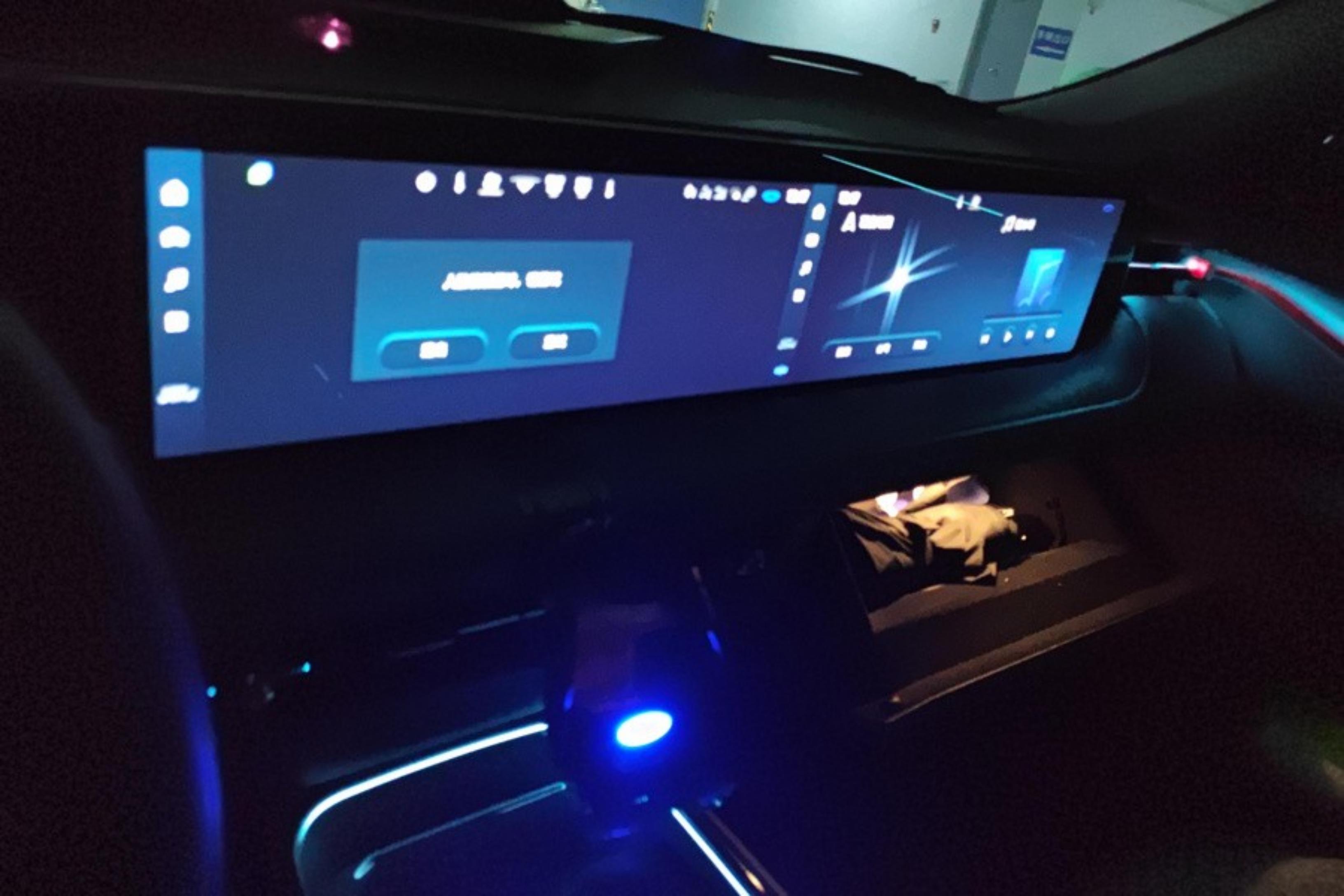 Ford Evos 2021 car image #16