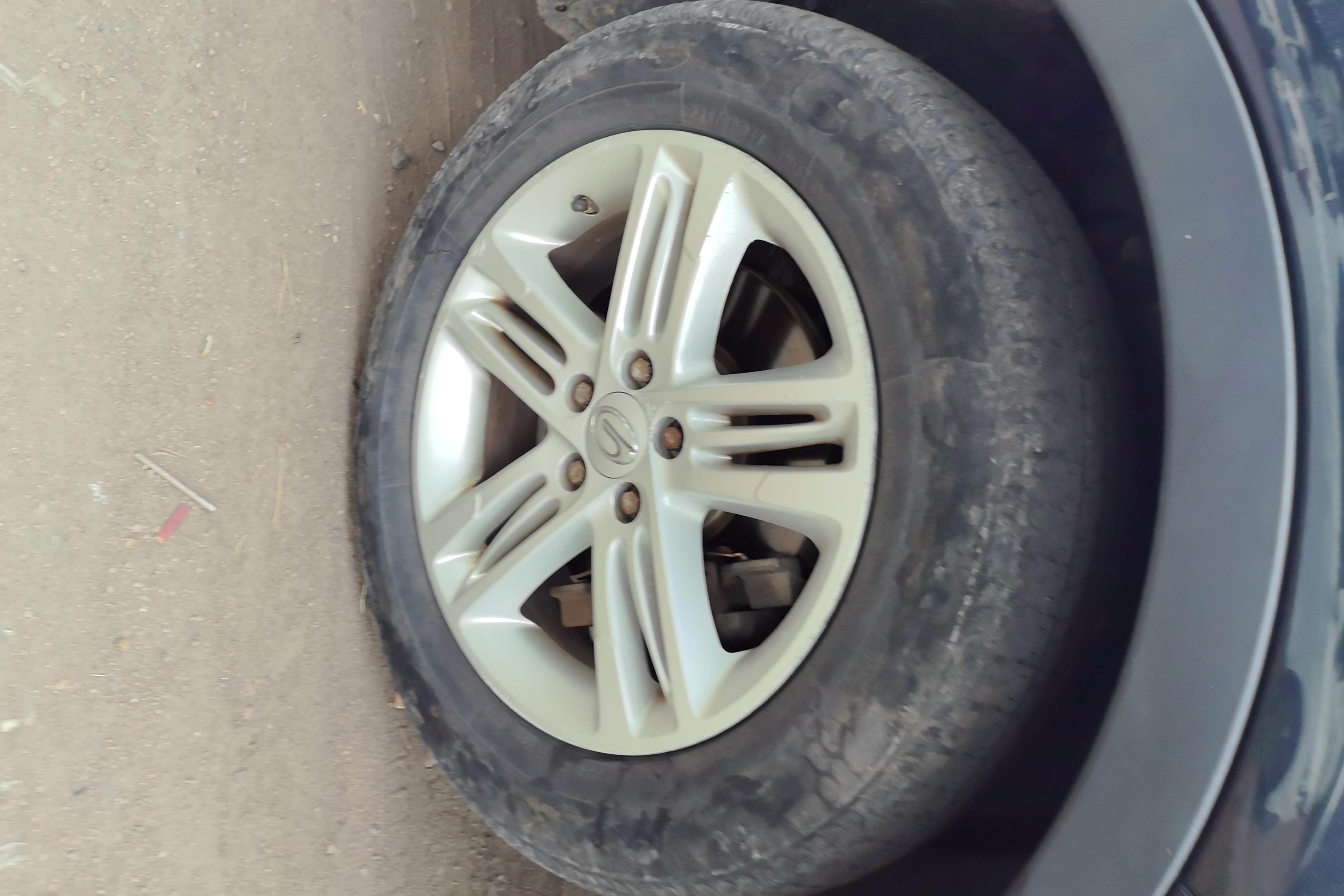 GAC Trumpchi GS5 2014 изображение автомобиля #16