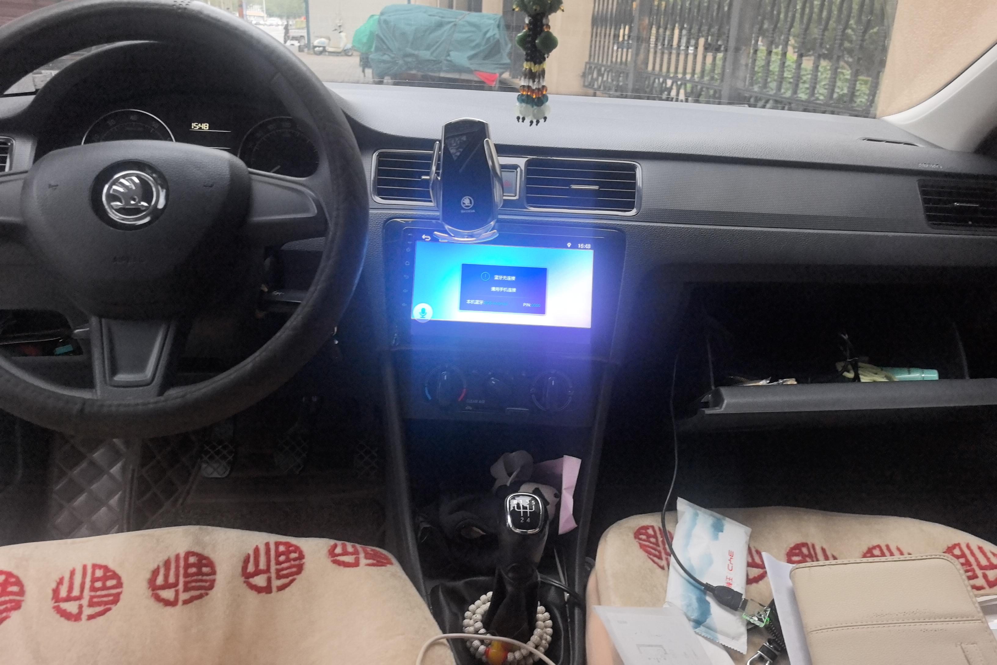 Skoda Rapid Spaceback 2016 car image #16