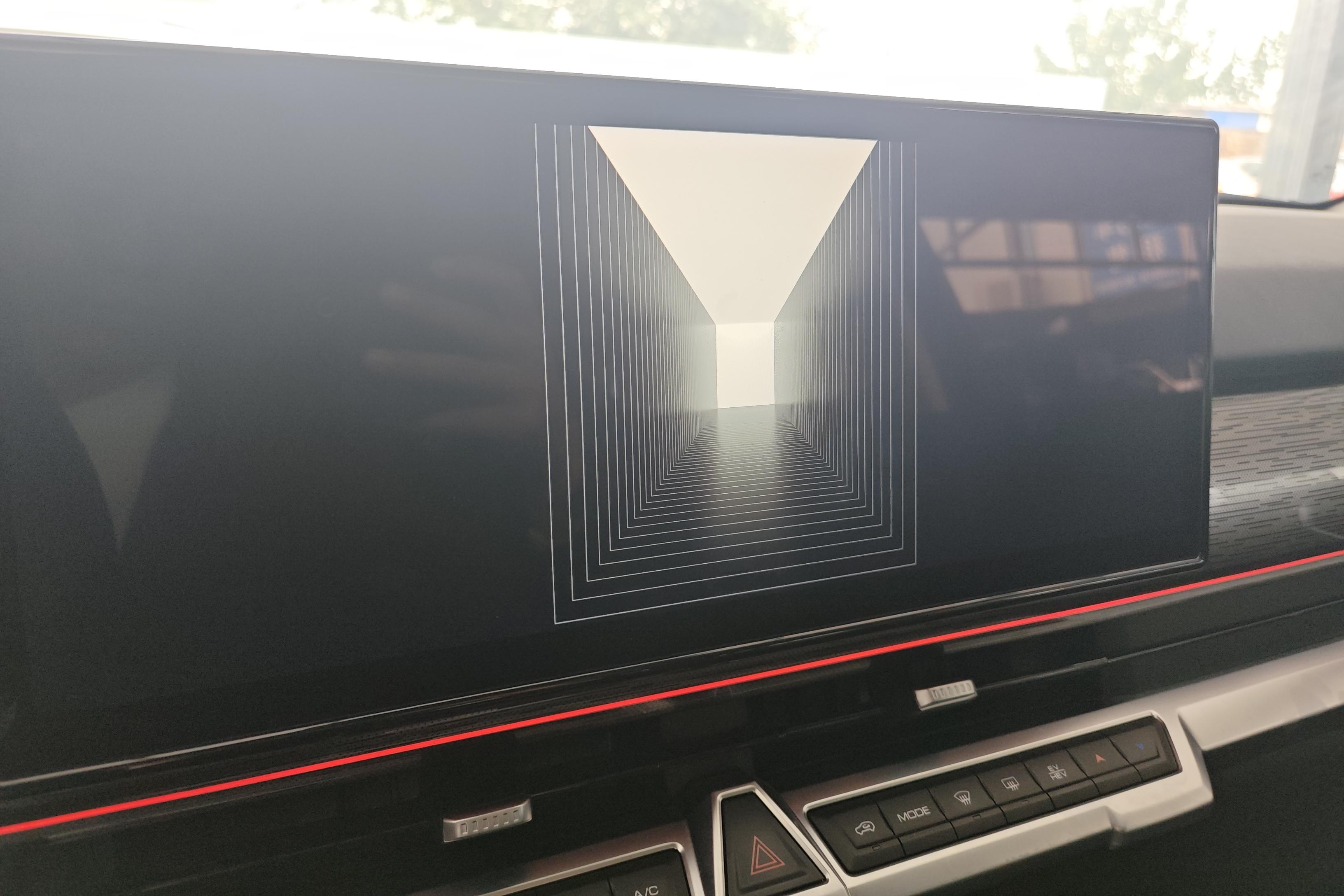 Tank 400 2024 car image #16