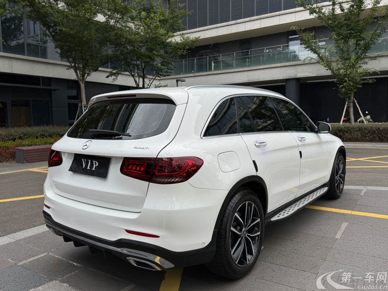 Mercedes-Benz GLC Class 2020 car image #16