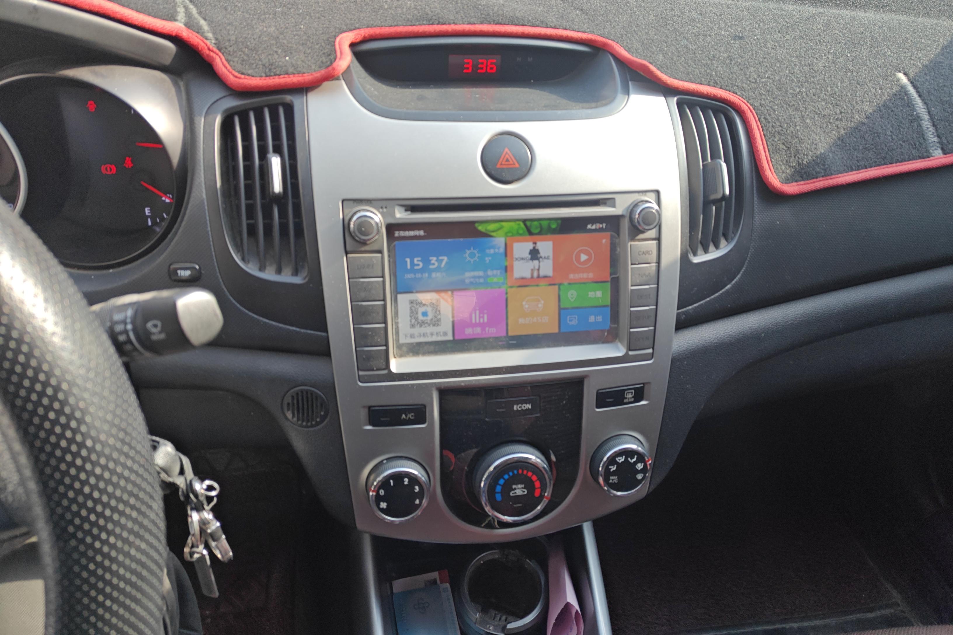 起亚 福瑞迪 2015 汽车图片 #16