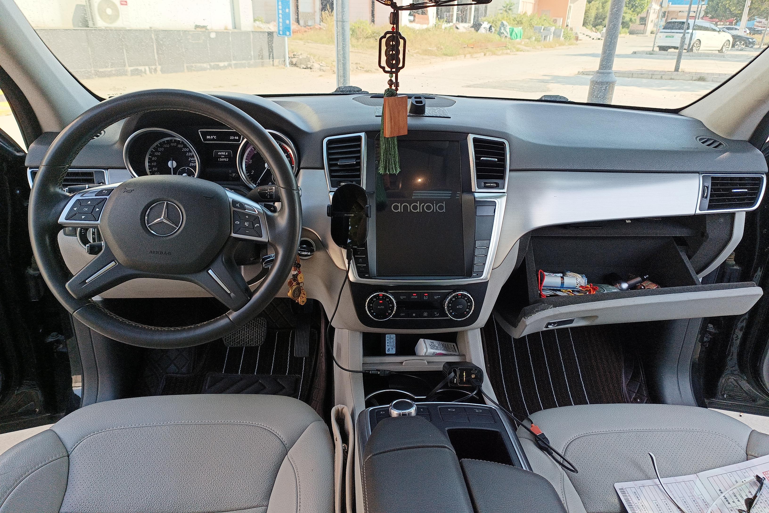 Mercedes-Benz M Class 2014 #16 Mercedes-Benz M Class 2014 car image #16