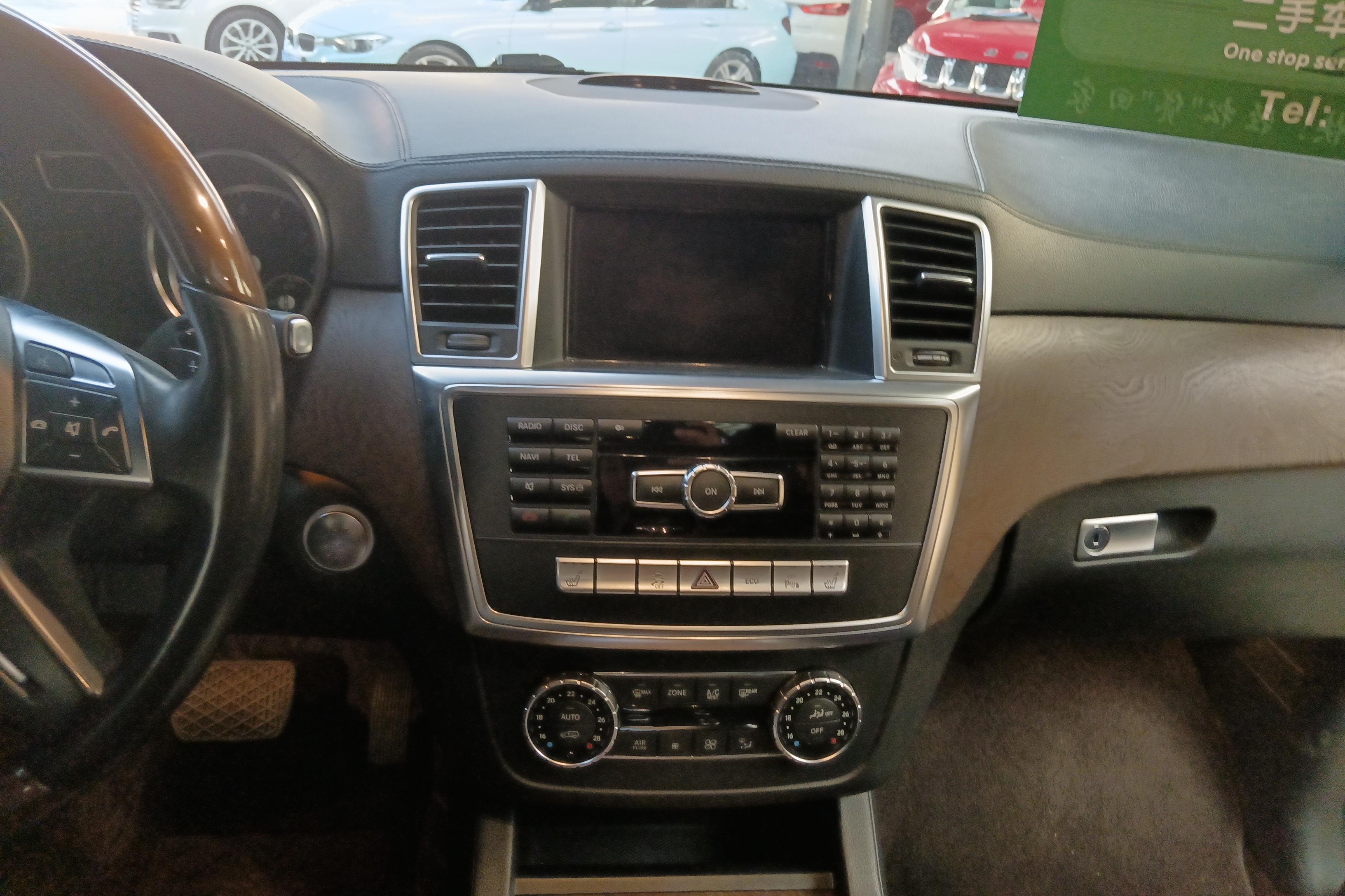 Mercedes-Benz GL Class 2015 #16 Mercedes-Benz GL Class 2015 car image #16