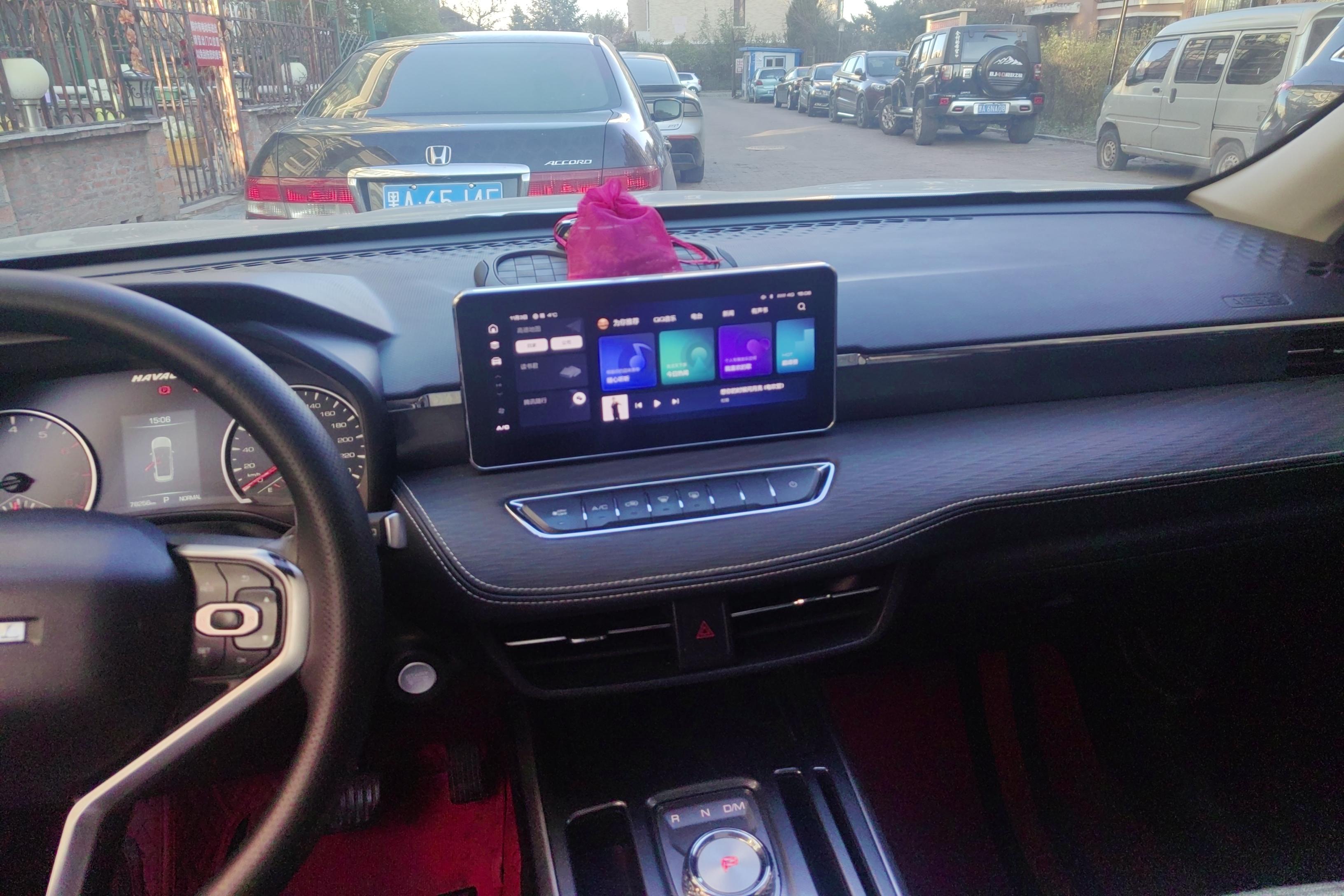 Haval Jolion 2021 #16 Haval Jolion 2021 car image #16