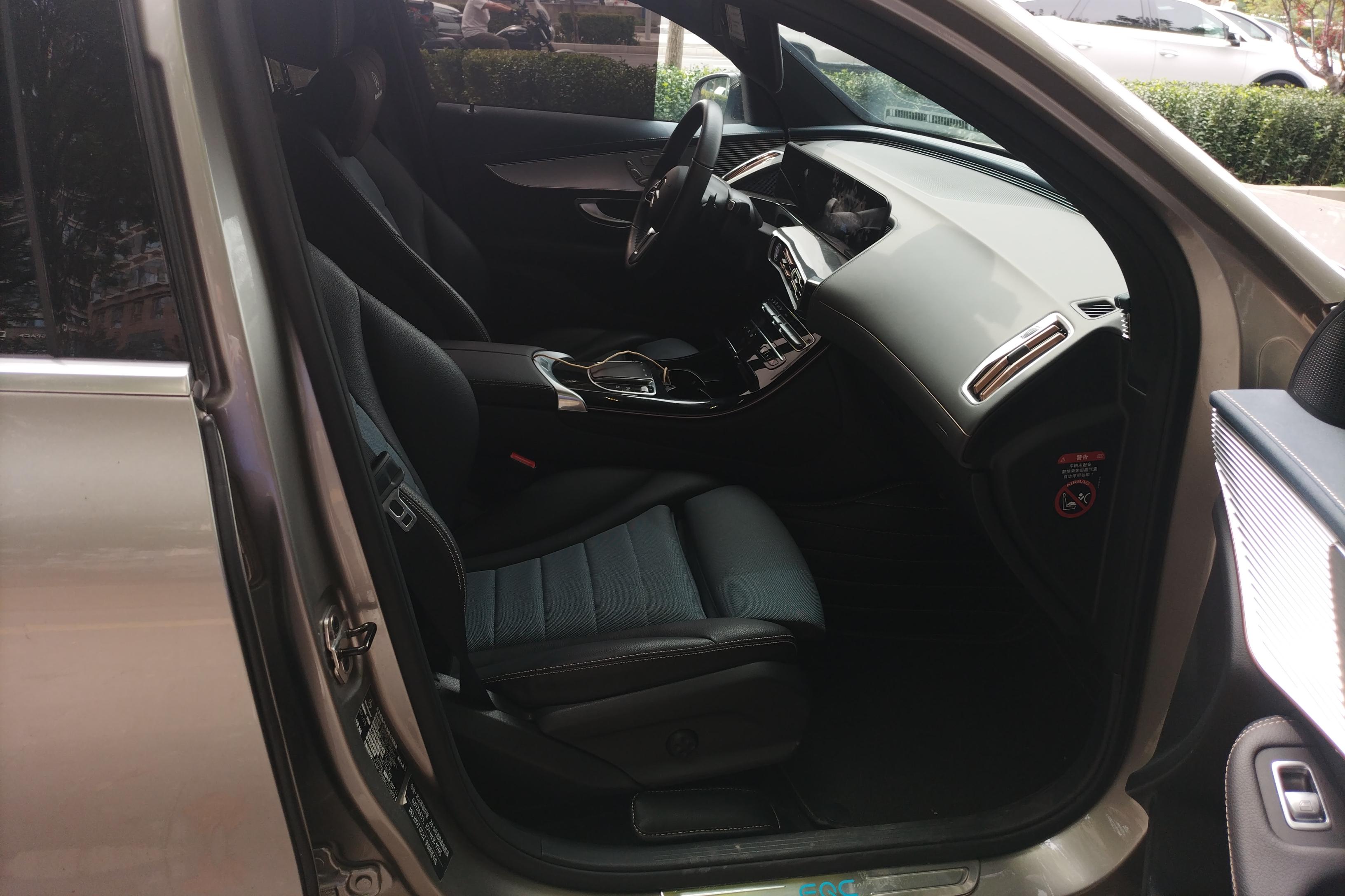 Mercedes-Benz EQC Class 2021 car image #16