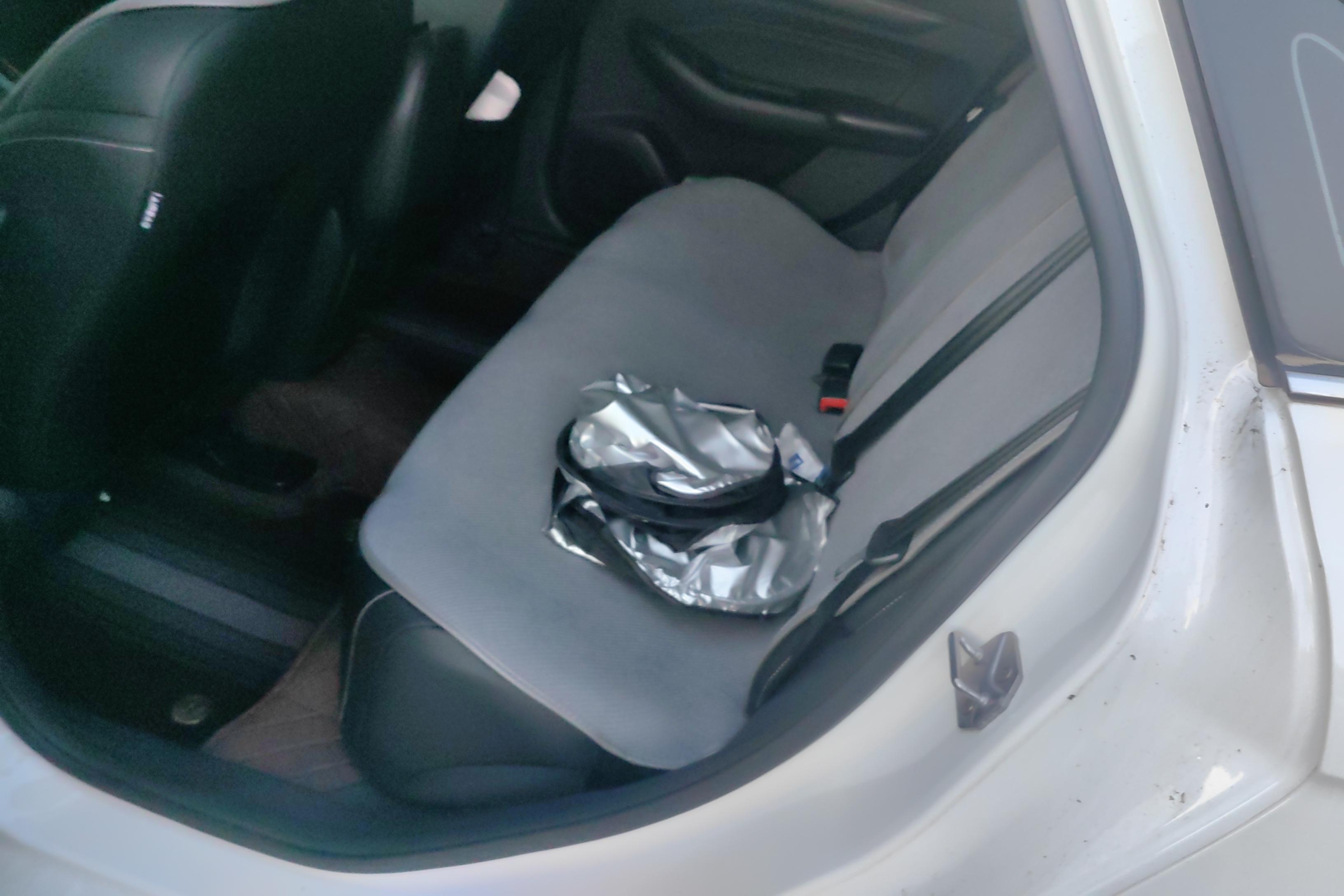 Ford Escort 2022 #16 Ford Escort 2022 car image #16