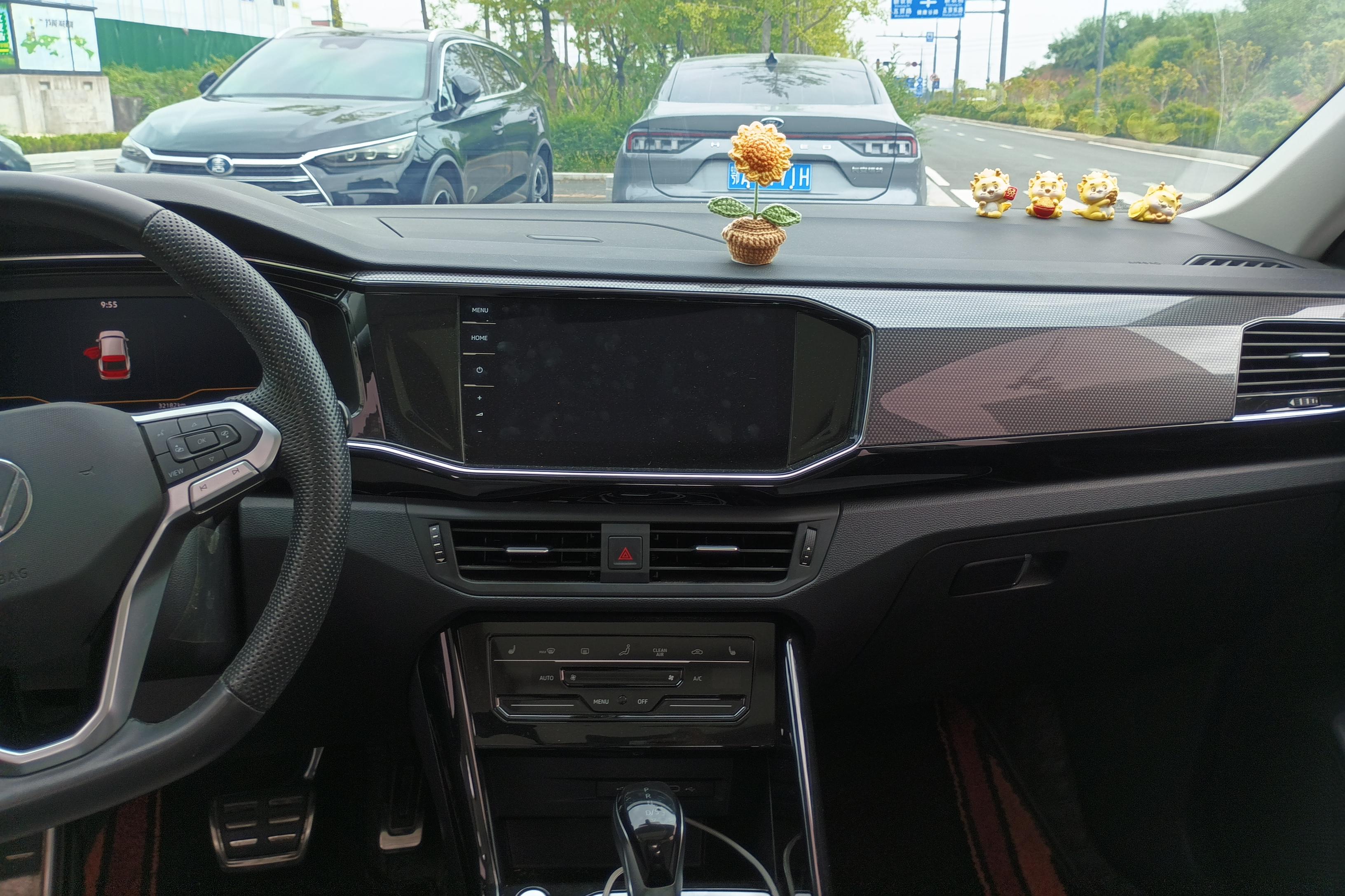 Volkswagen Tayron X 2022 #16 Volkswagen Tayron X 2022 car image #16