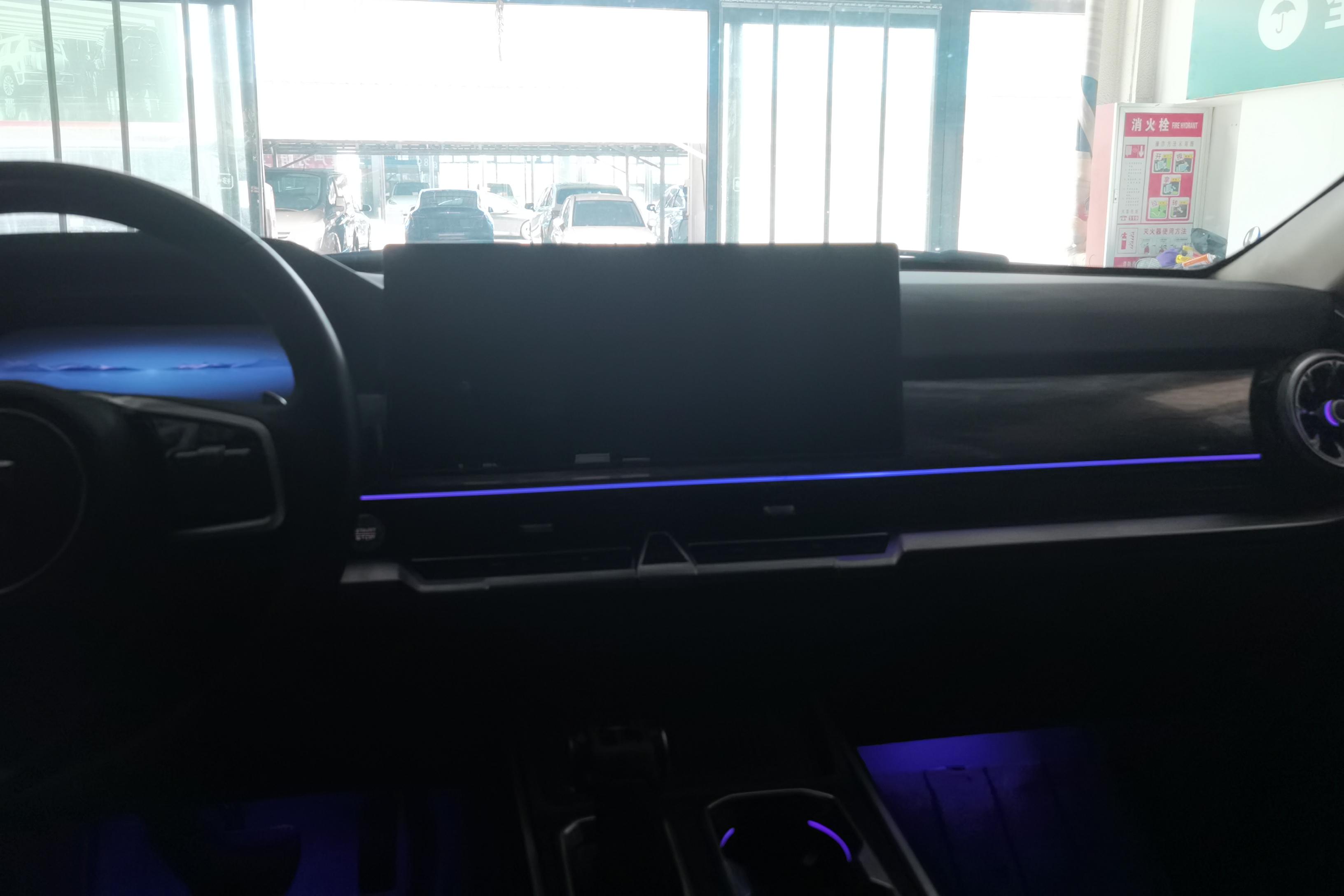 Tank 400 2024 car image #16