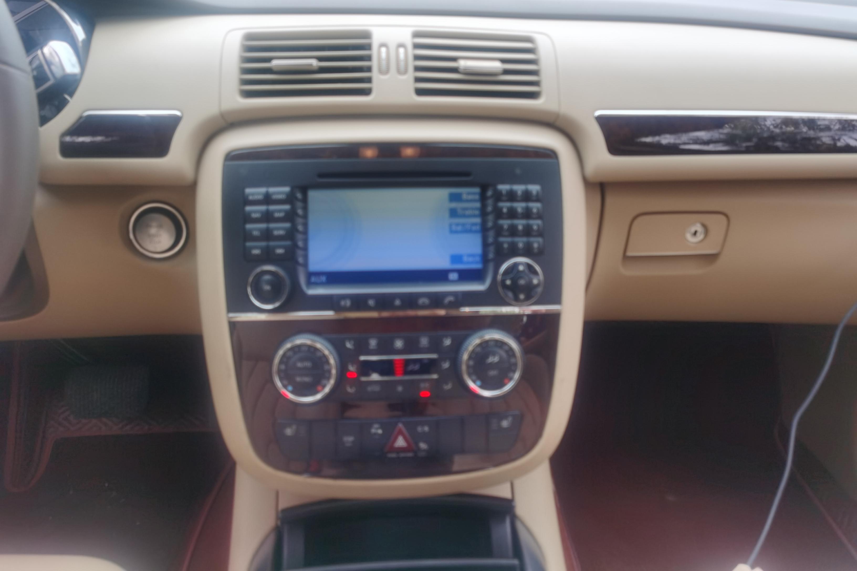 Mercedes-Benz R Class 2008 #16 Mercedes-Benz R Class 2008 car image #16