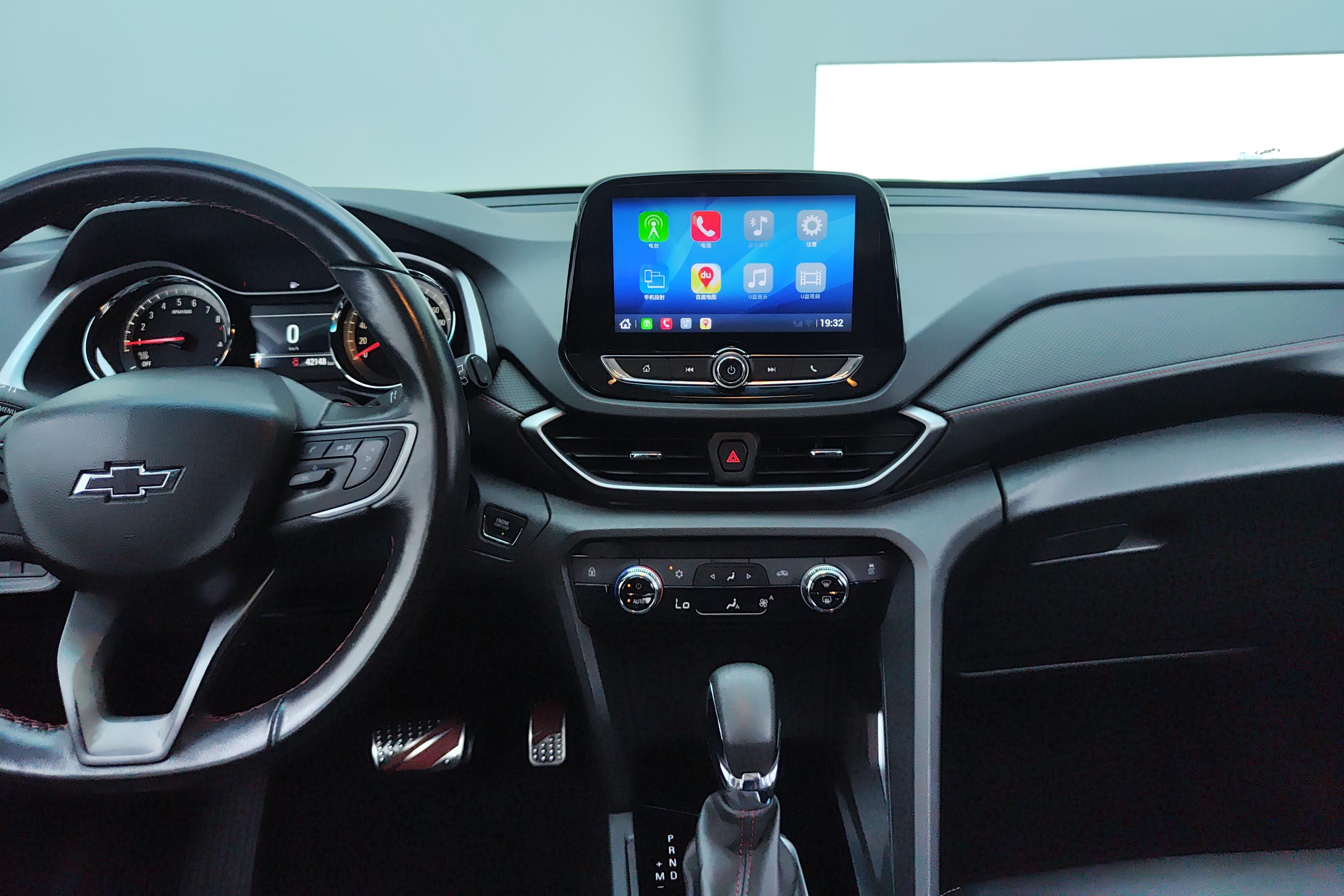 Chevrolet Orlando 2018 #16 Chevrolet Orlando 2018 car image #16