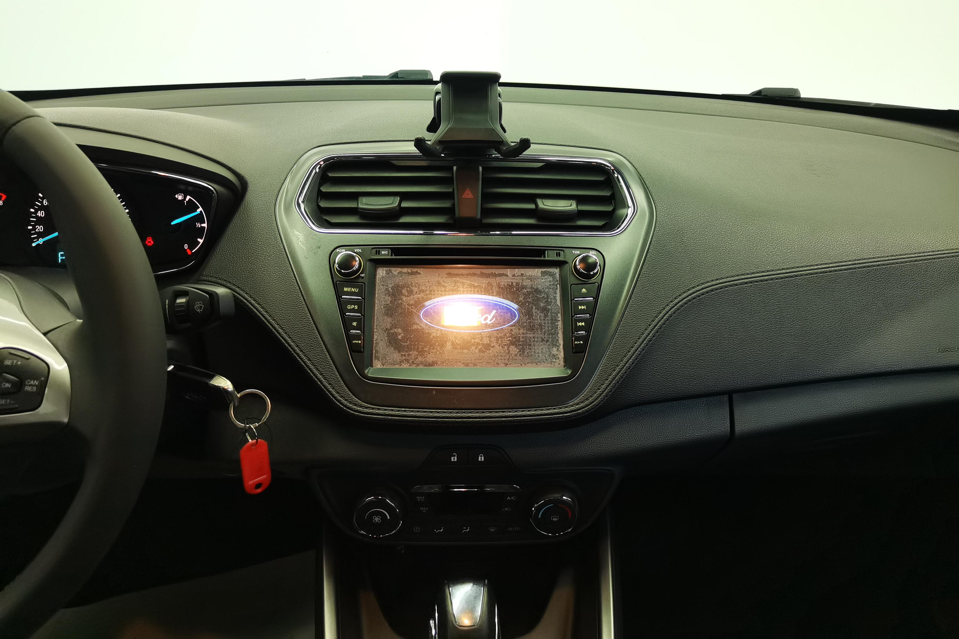 Ford Escort 2015 car image #16