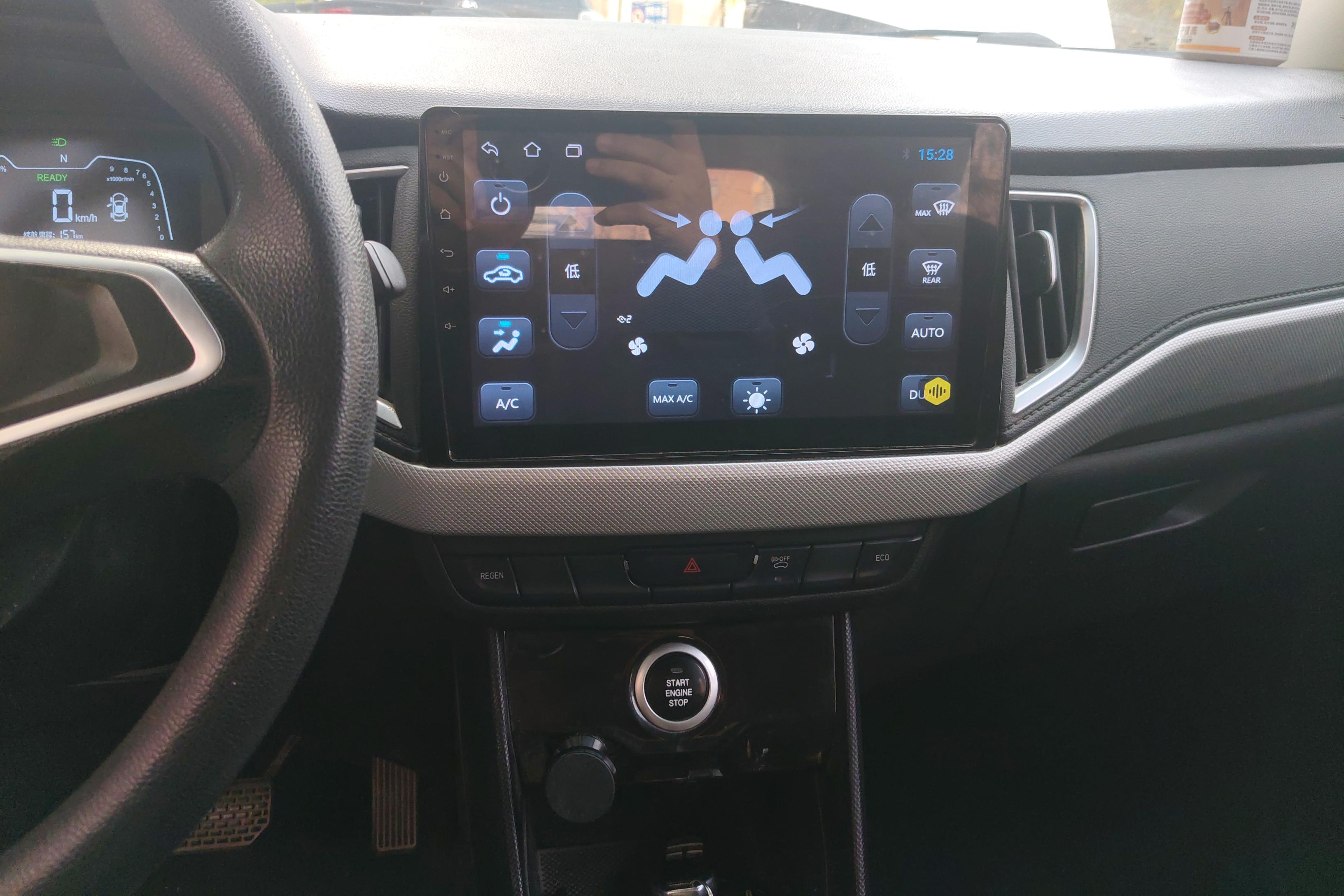 哪吒汽车 哪吒N01 2020 汽车图片 #16