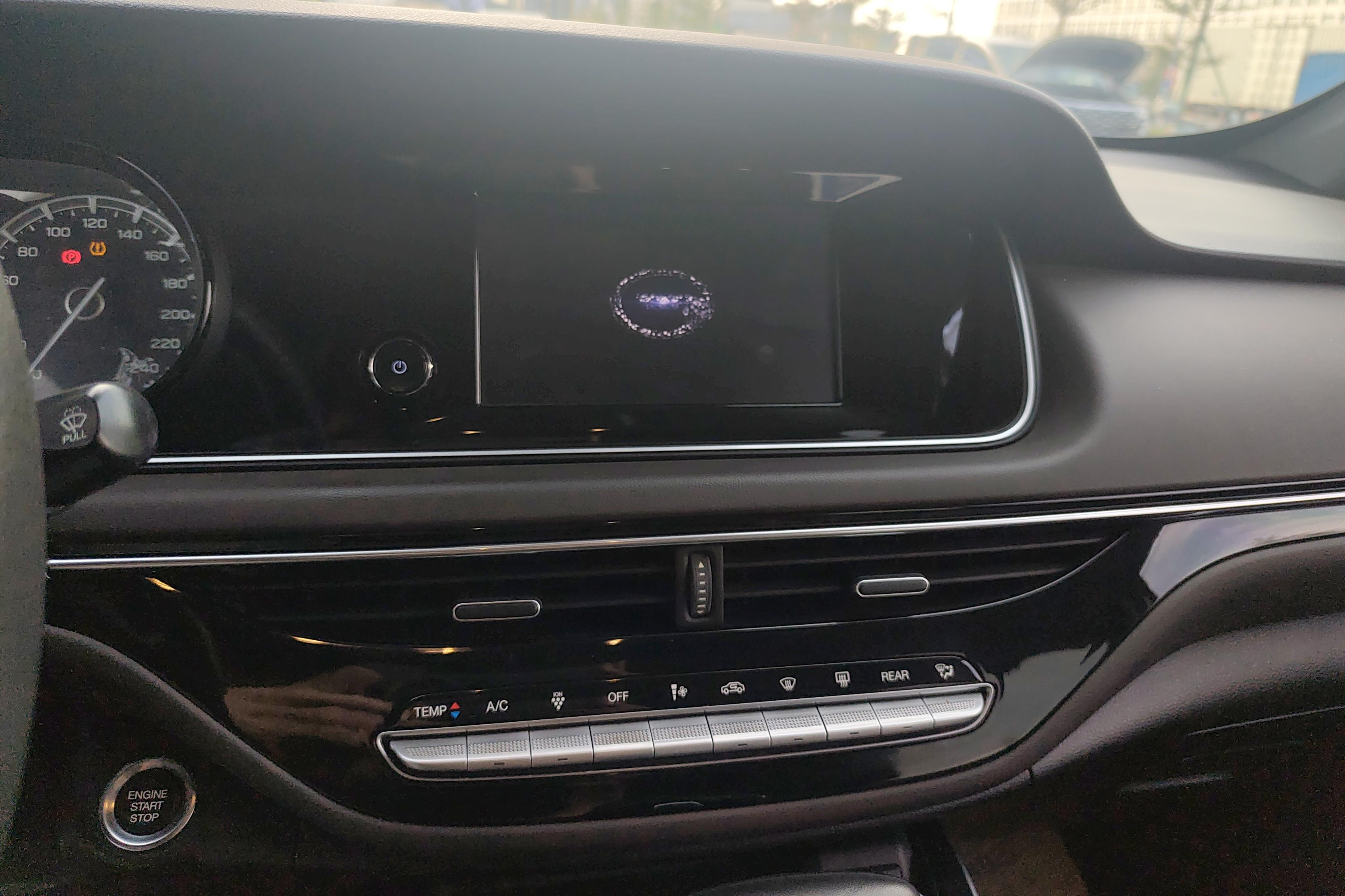 GAC Trumpchi M6 2019 car image #16