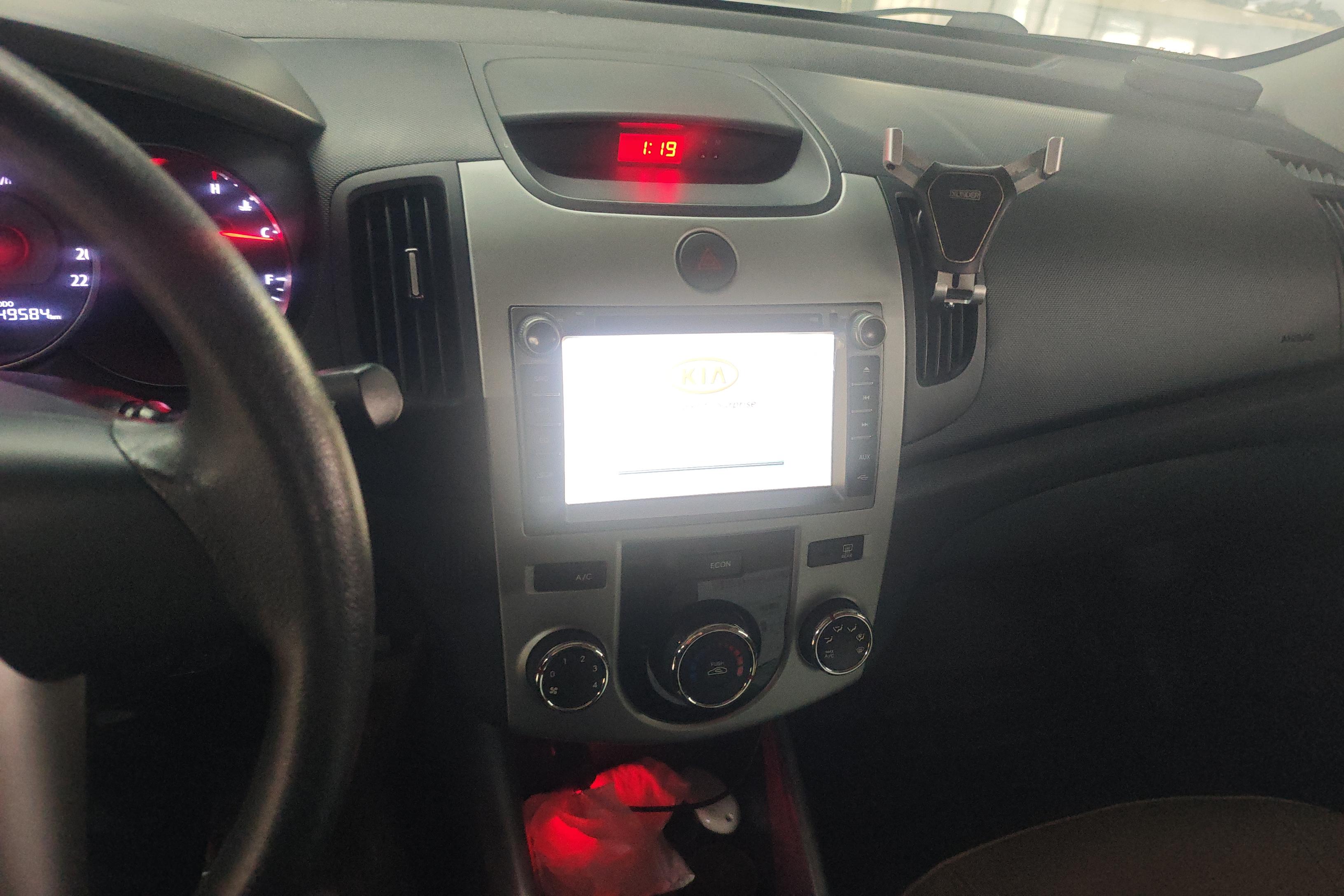 Kia Forte 2015 imagen de coche #16