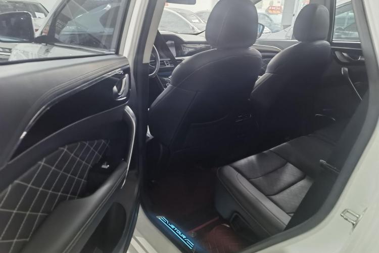 Jetour X95 2023 صورة سيارة #16