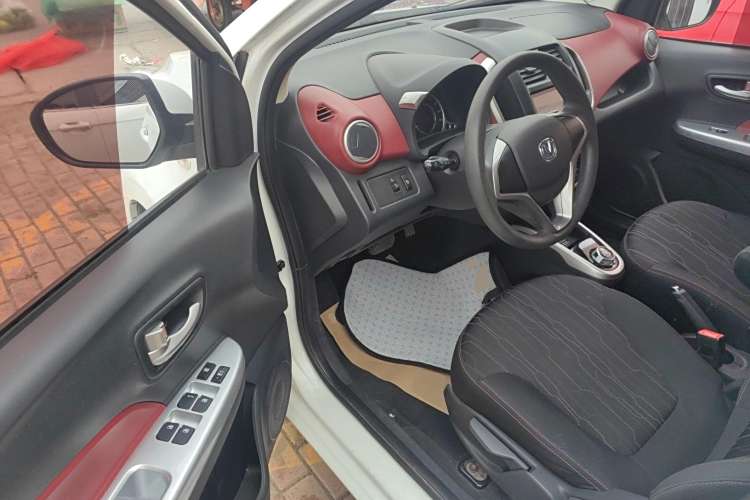 Changan BenBen EV 2019 car image #16