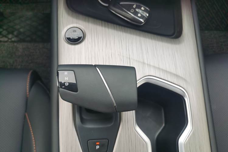 Changan X7 PLUS 2024 car image #16