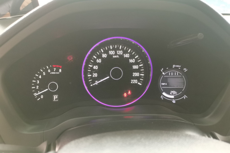 Honda VEZEL 2021 car image #16