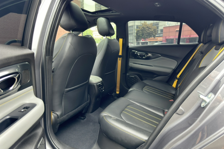 GAC Trumpchi Empow 2023 #16 GAC Trumpchi Empow 2023 car image #16