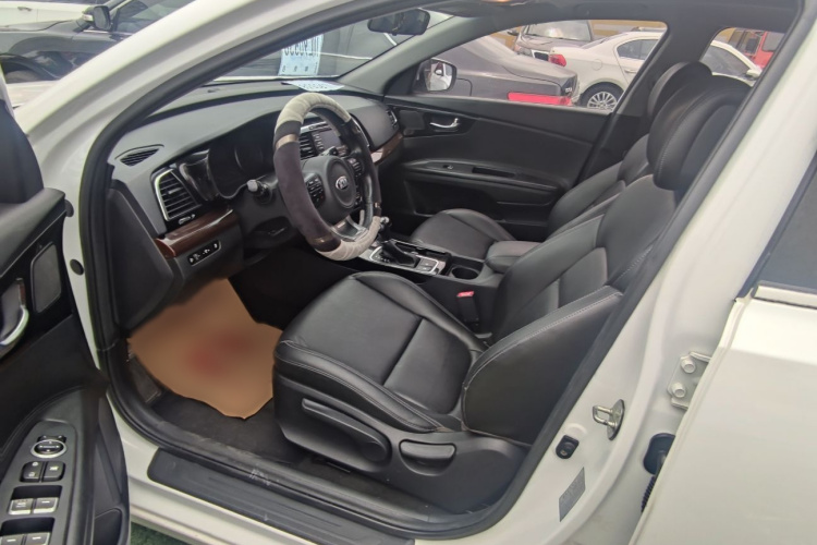 起亚 起亚K4 2016 汽车图片 #16