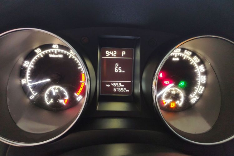 Skoda Yeti (Imported) 2019 car image #16